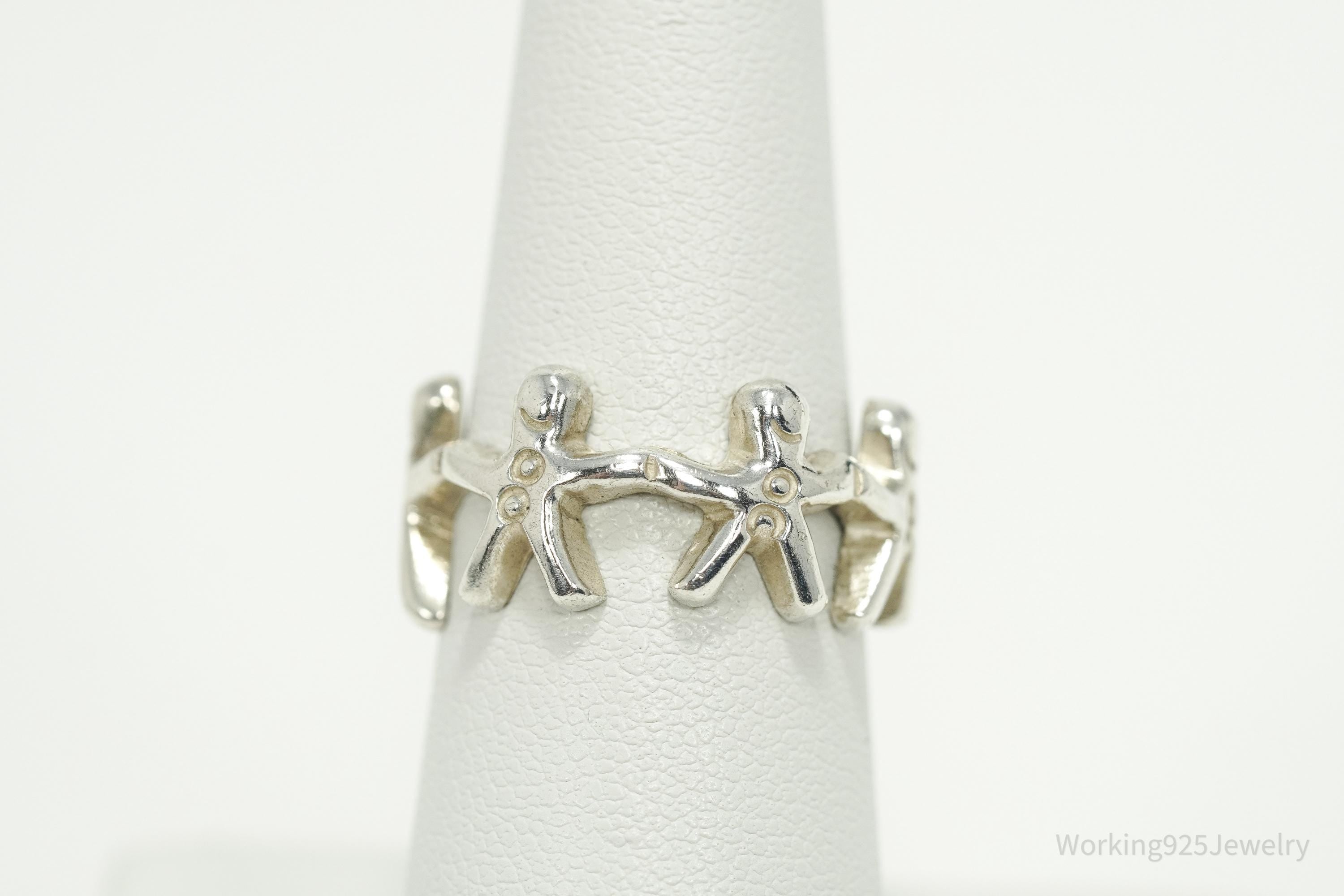 Vintage Holding Hands Sterling Silver Ring - Size 7
