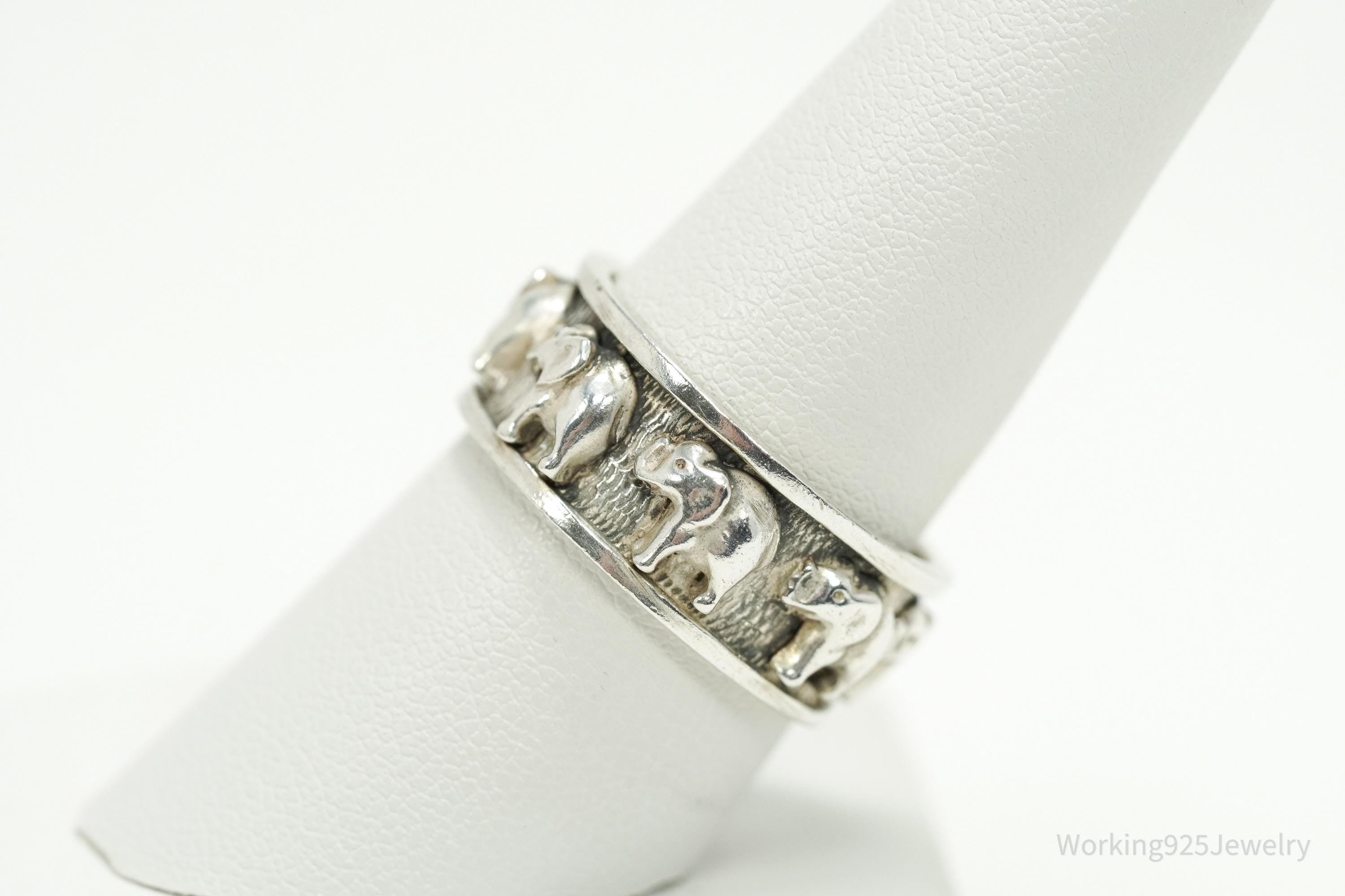 Vintage Elephants Sterling Silver Band Ring - Size 8.75