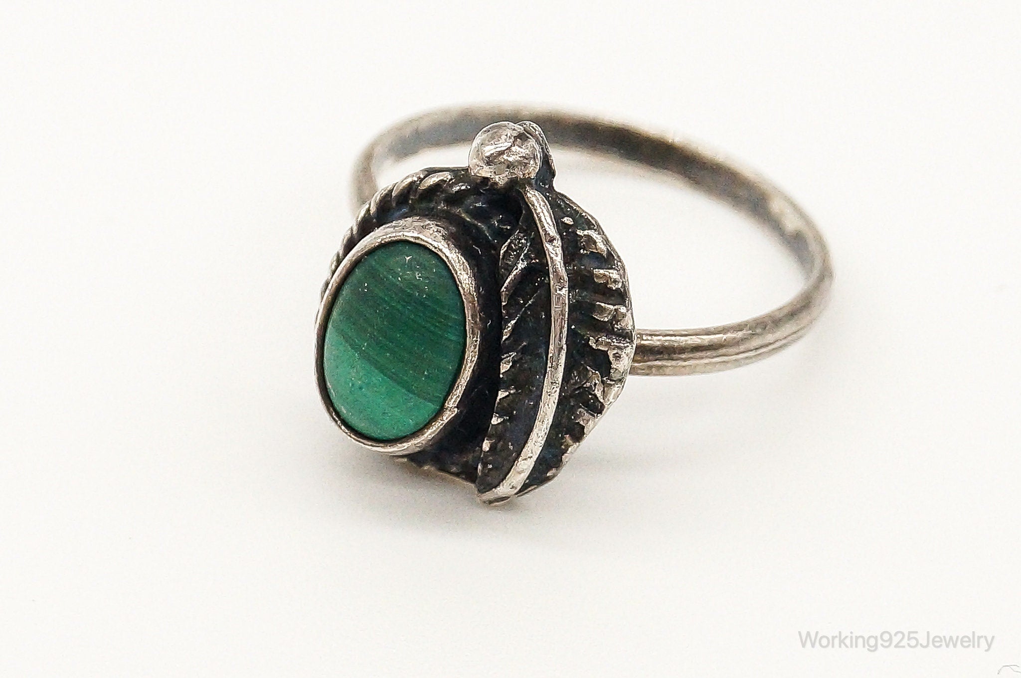 Vintage Native American Malachite Unsigned Sterling Silver Ring - SZ 3.5