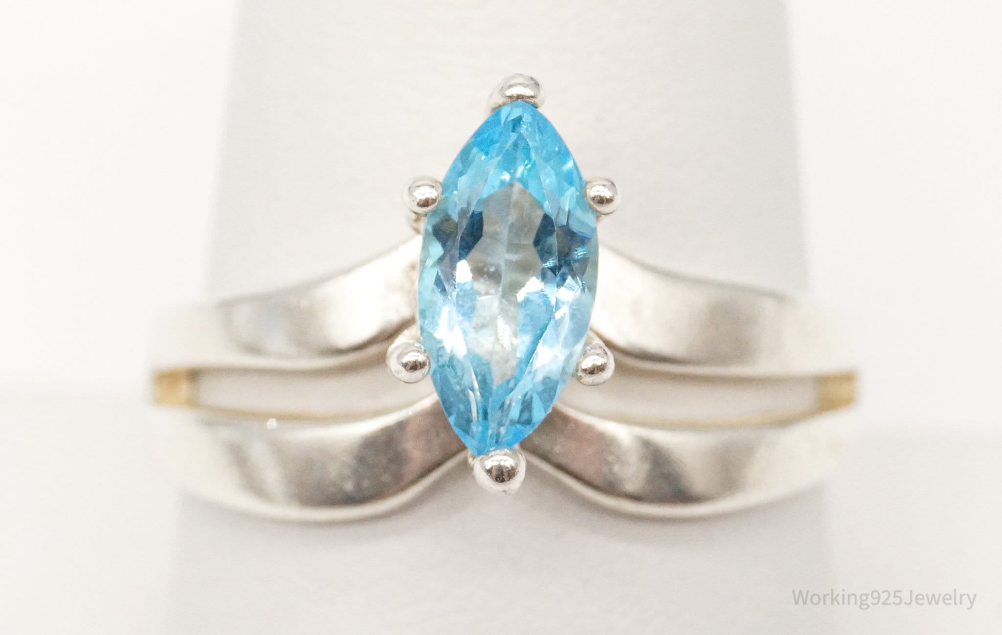 Vintage Blue Topaz Sterling Silver Ring - Size 8.75