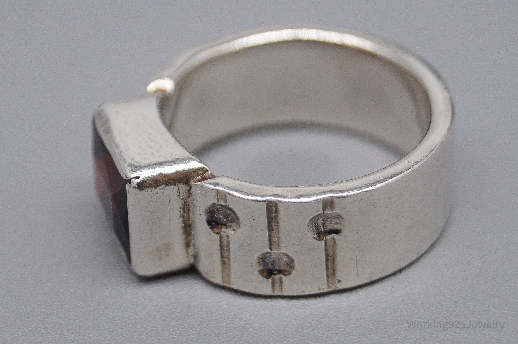 Vintage Garnet Modernist Style Sterling Silver Ring - Size 8.25
