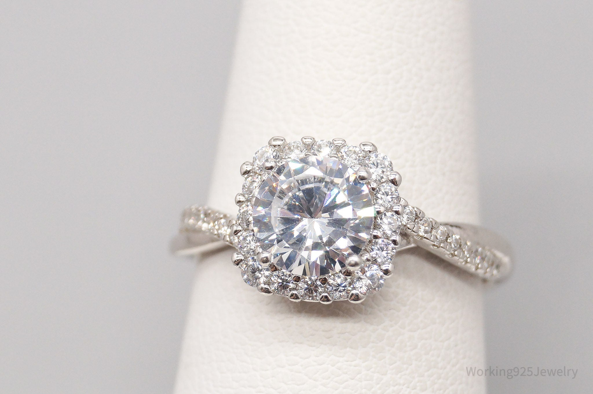 Vintage London Designer IBB Cubic Zirconia Sterling Silver Ring - Size 7