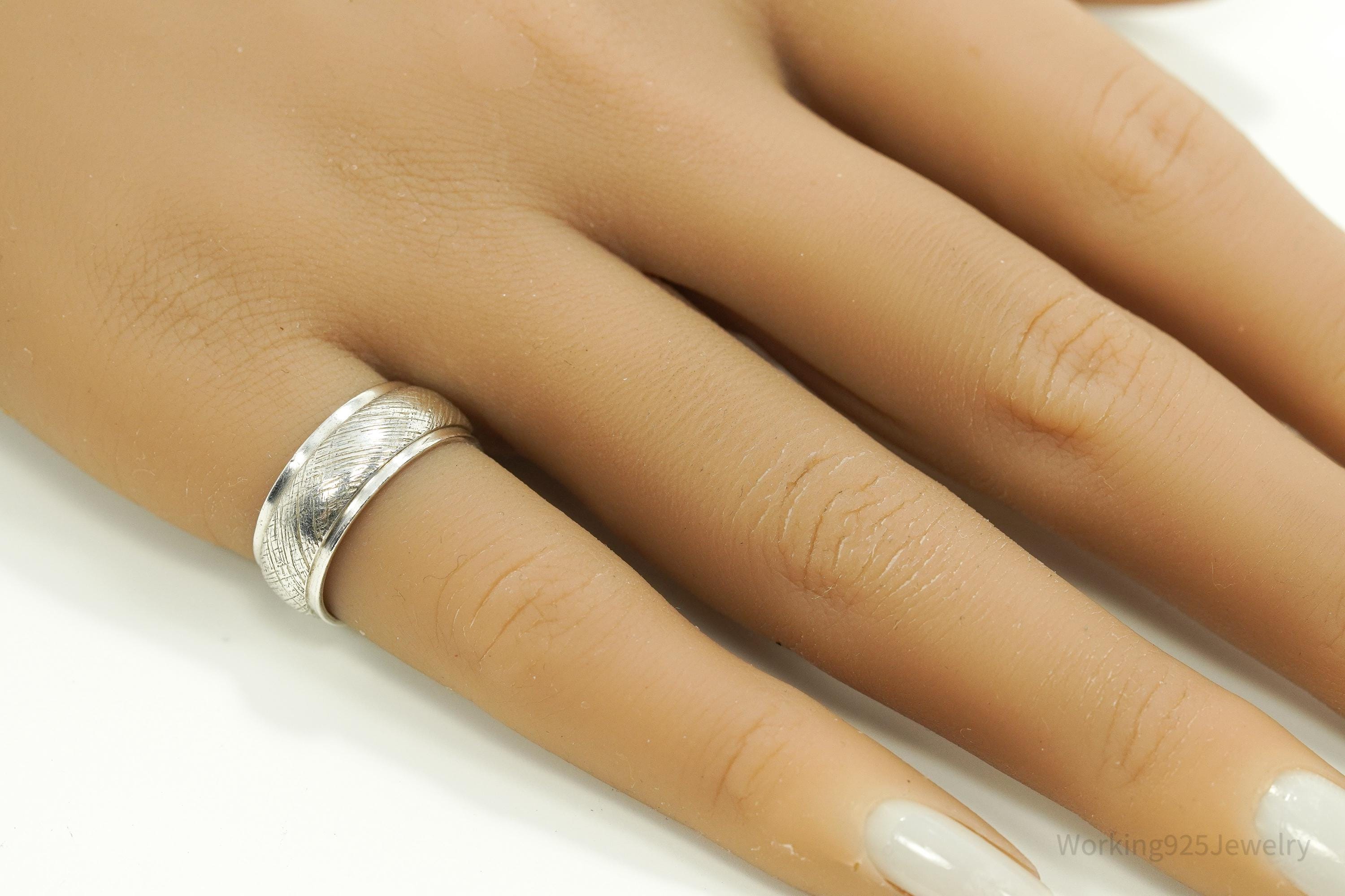 Antique Designer Sterling Silver Band Ring - Size 6