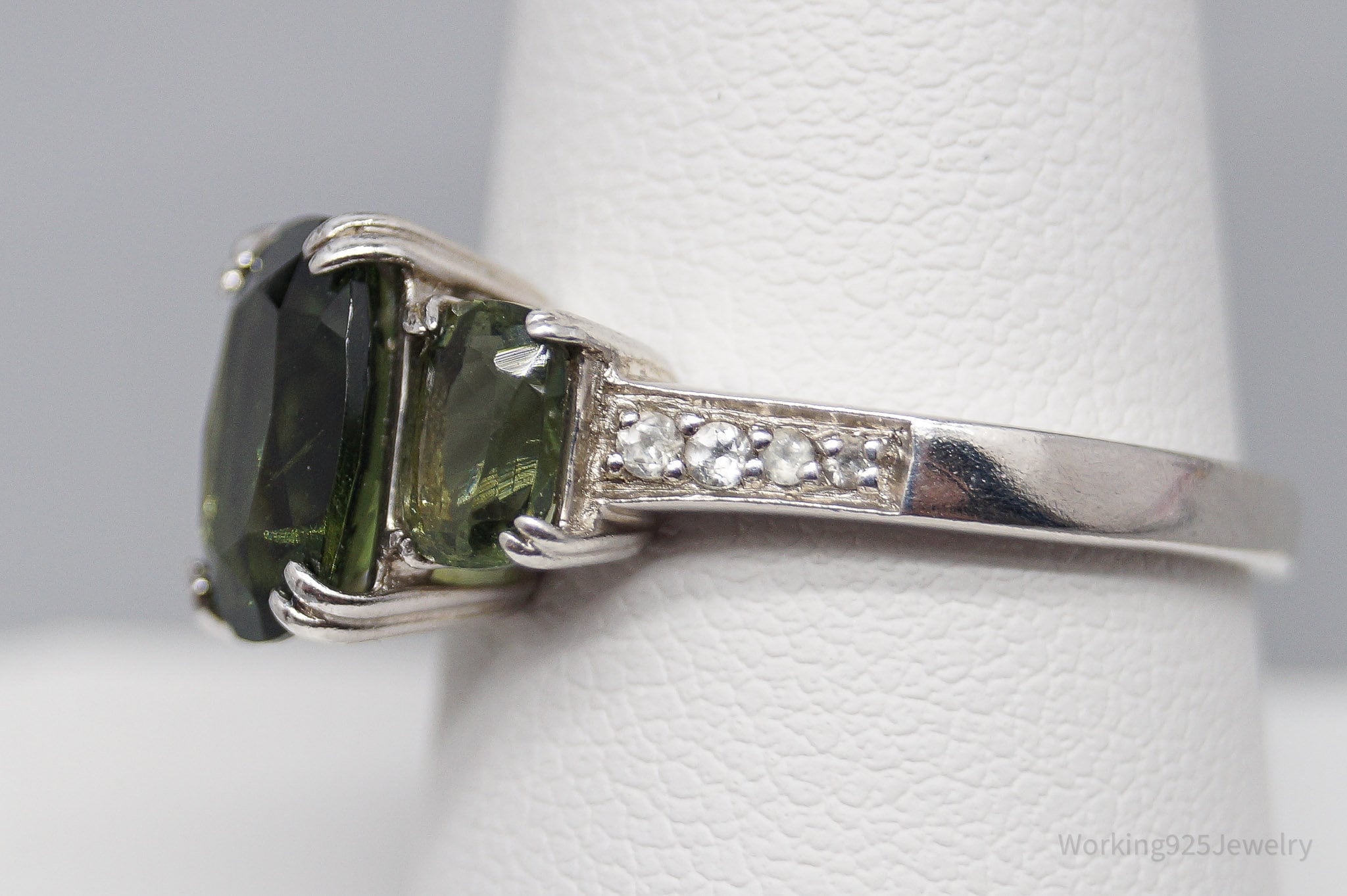Vintage JTV's Green Moldavite & White Zircon Sterling Silver Ring - Size 9