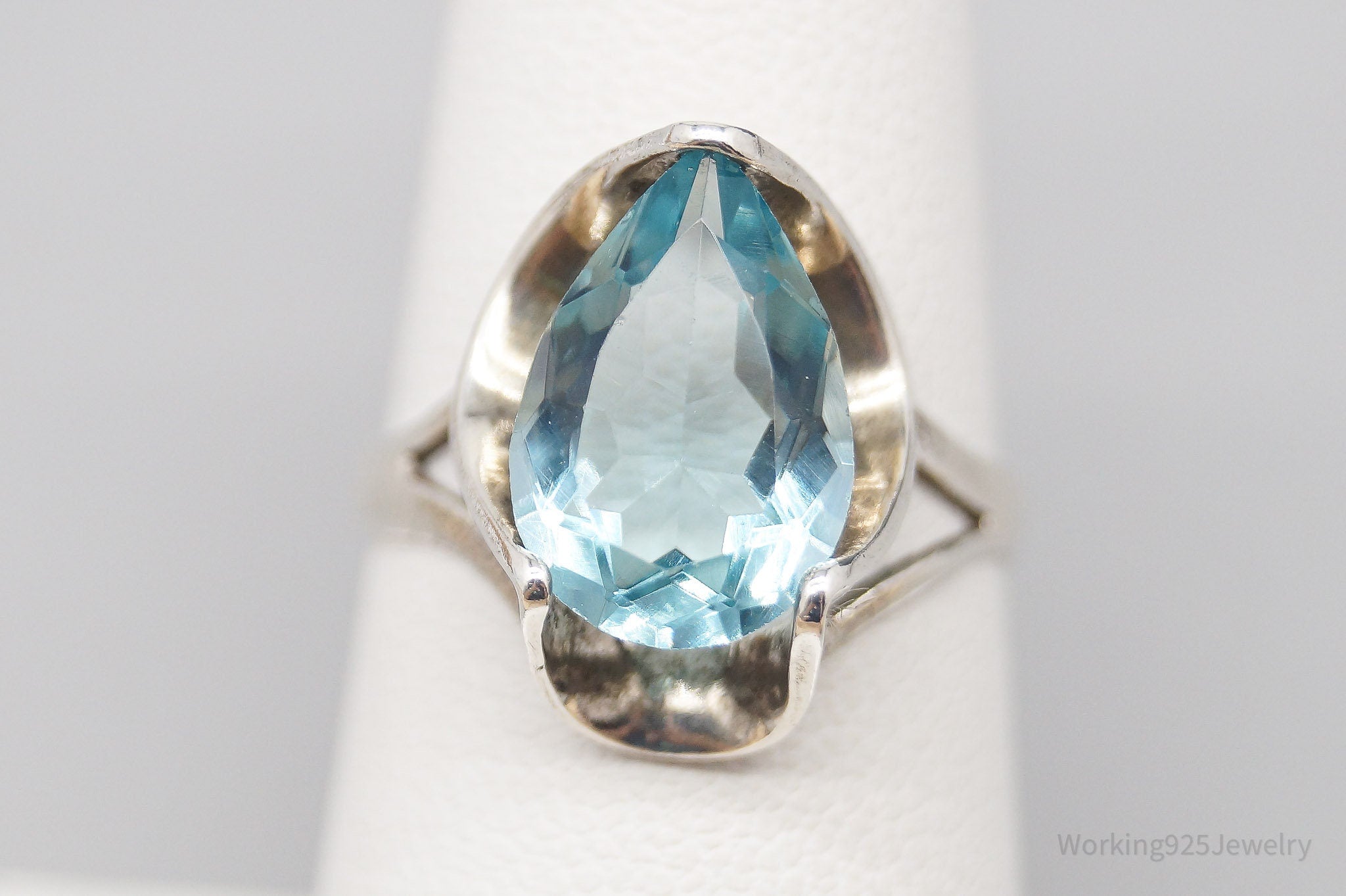 Vintage Blue Topaz Sterling Silver Ring - Size 6.75