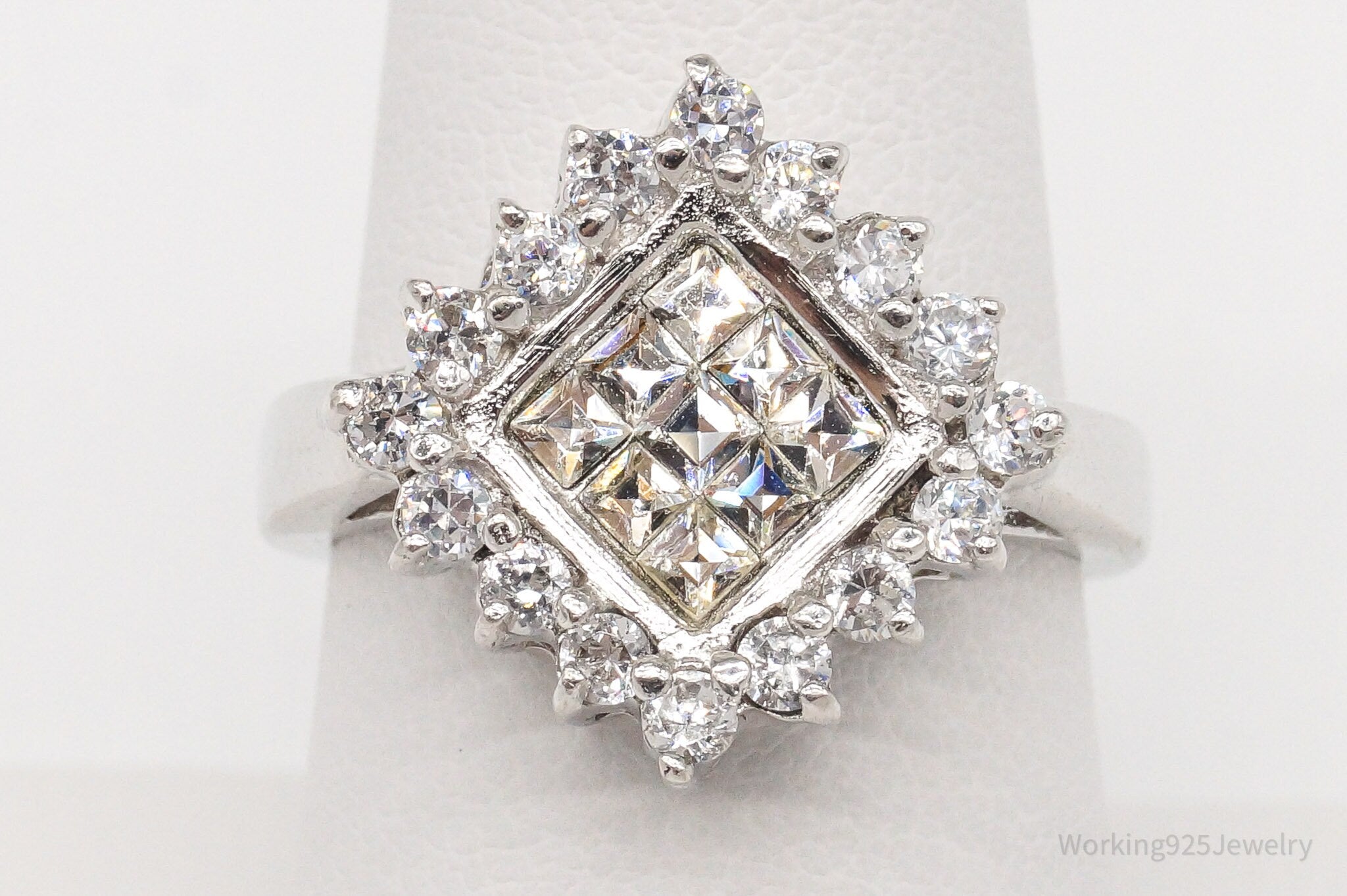 Vintage Cubic Zirconia Sterling Silver Ring - Size 8