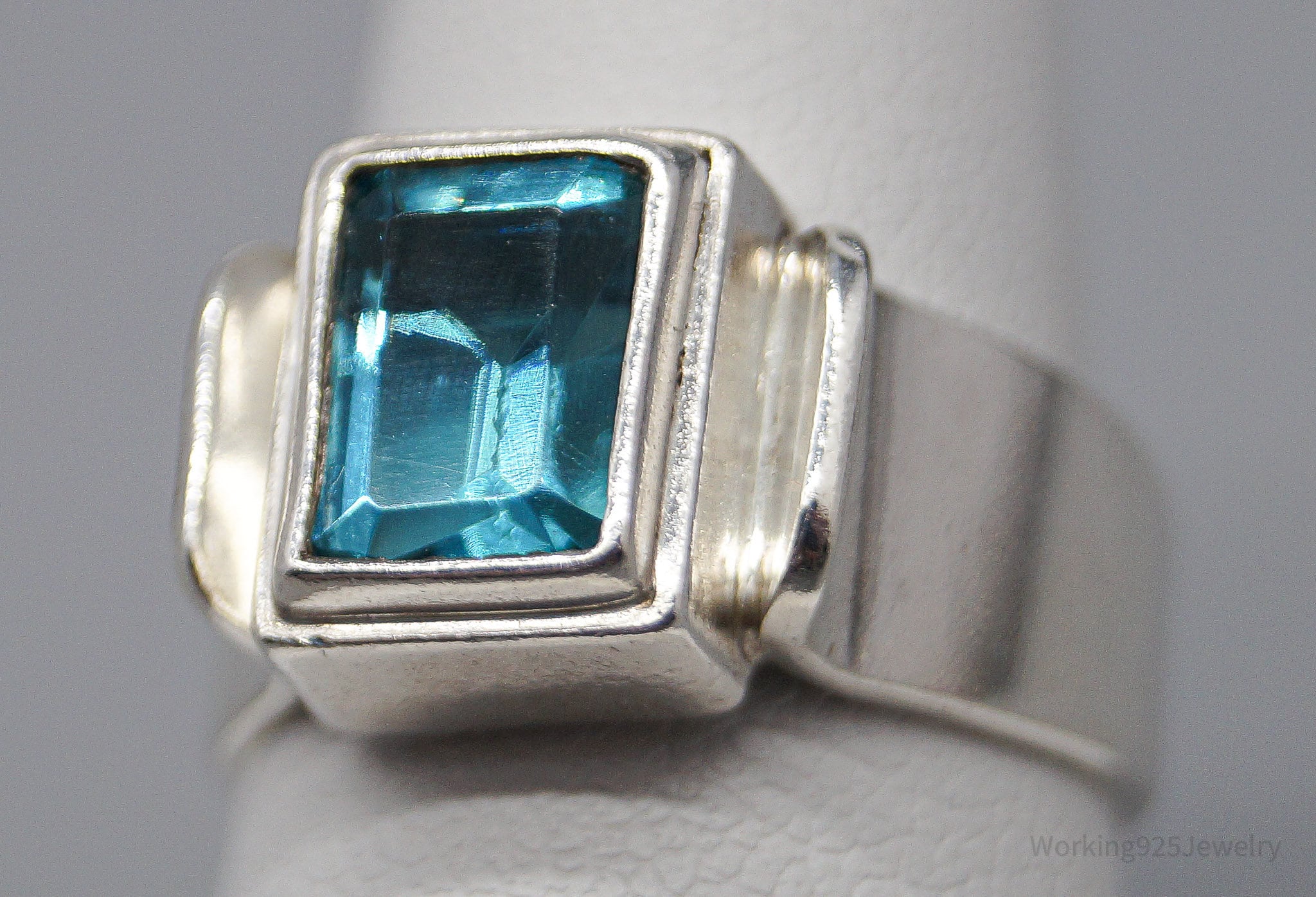 Vintage Blue Topaz Modernist Style Sterling Silver Ring - Size 7