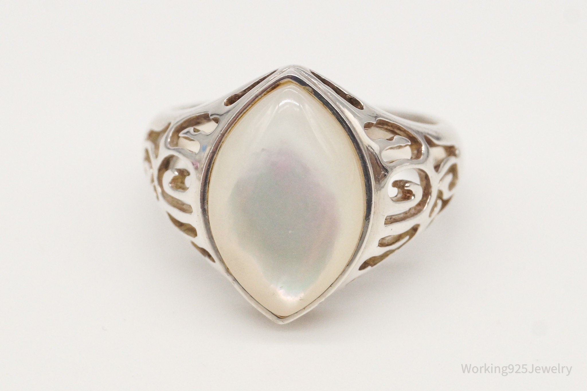 Vintage Mother Of Pearl Sterling Silver Ring - SZ 5.75