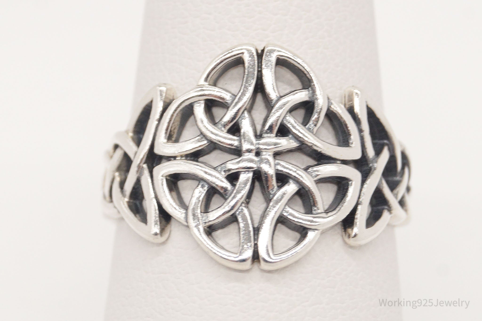 Vintage Celtic Knot Design Sterling Silver Ring - Size 7.5