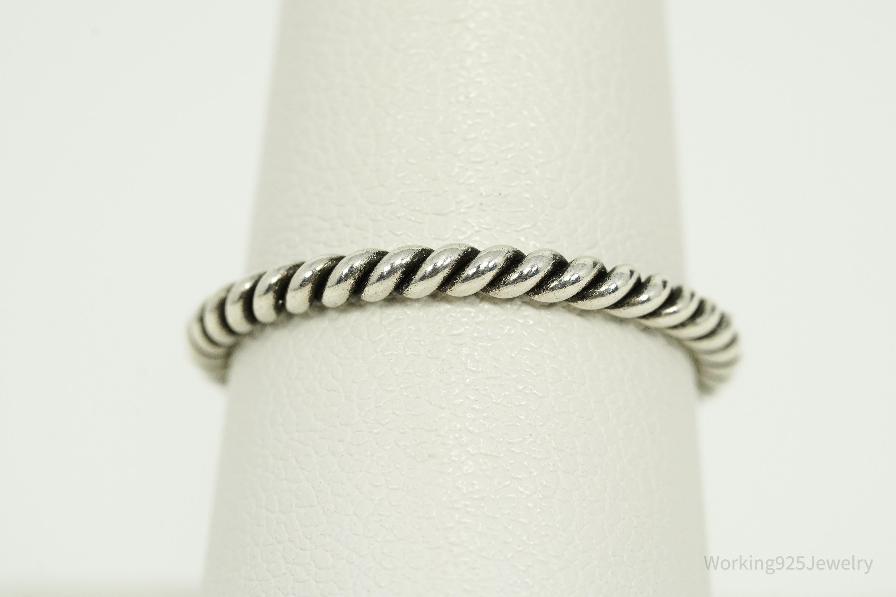 Vintage Southwestern Rope Twist Silver Ring - Size 8.25