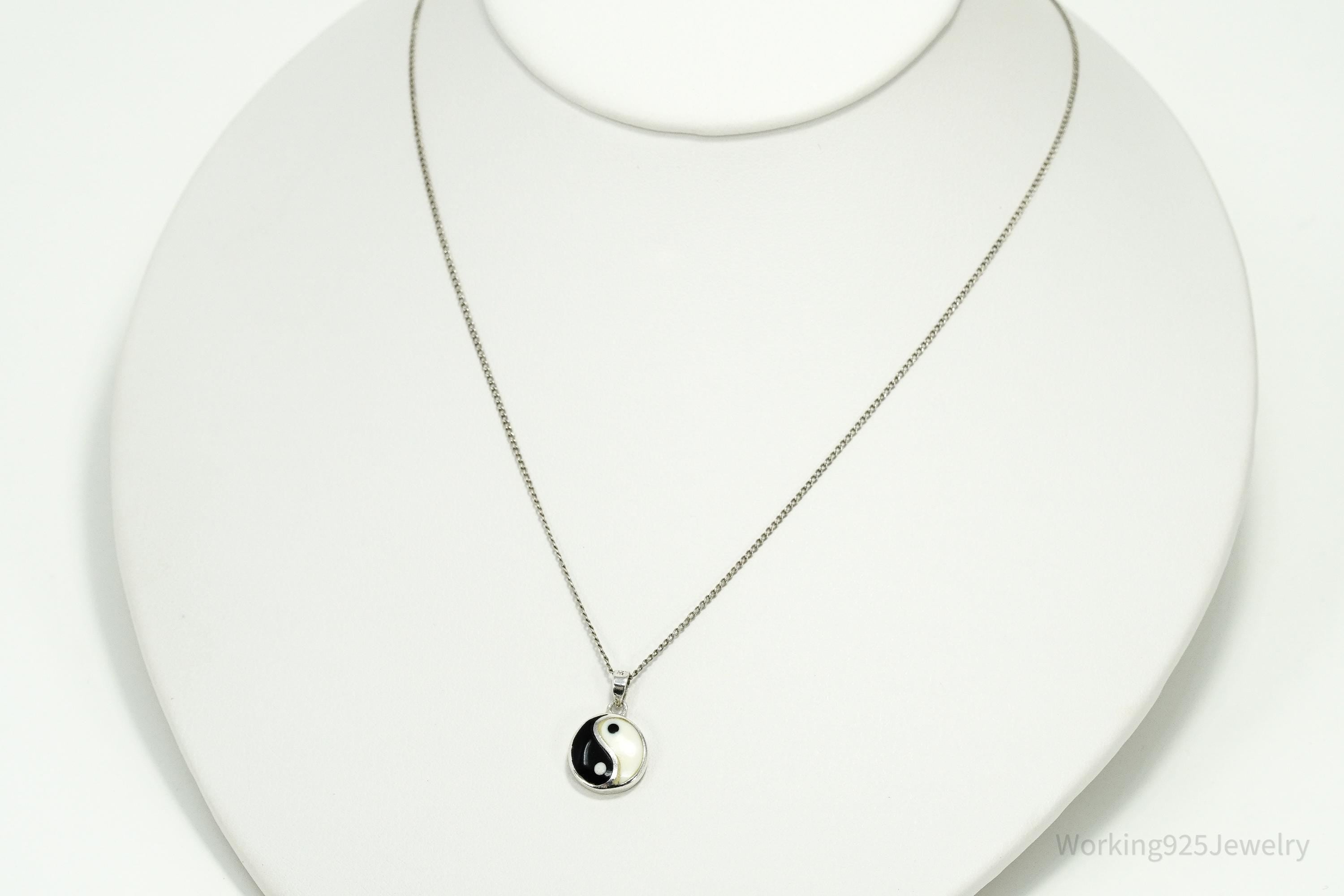 Vintage Black & White Onyx Inlay Yin Yang Sterling Silver Necklace 16"
