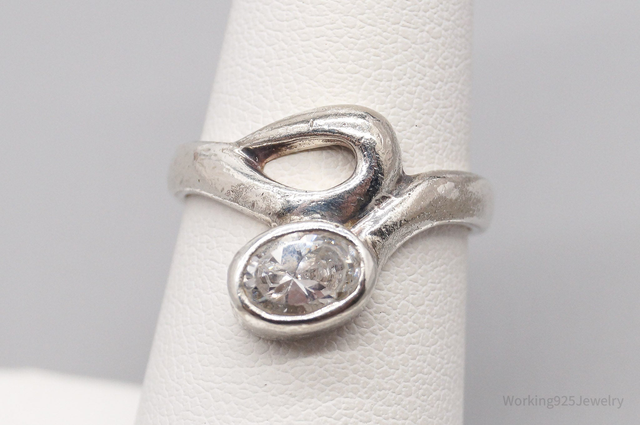 Vintage Cubic Zirconia Sterling Silver Ring - Size 6.75