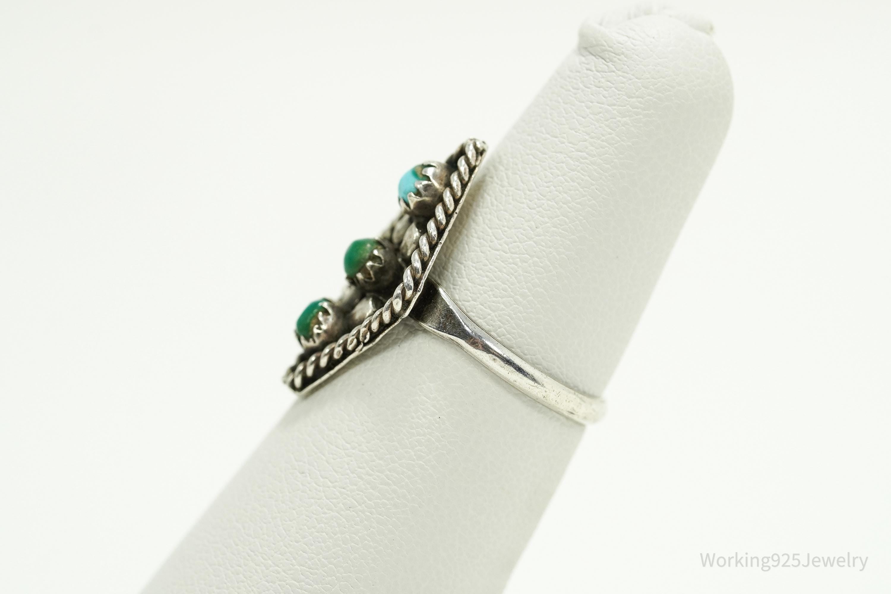 Vintage Handmade Native American Turquoise Unsigned Silver Ring - Size 5.75