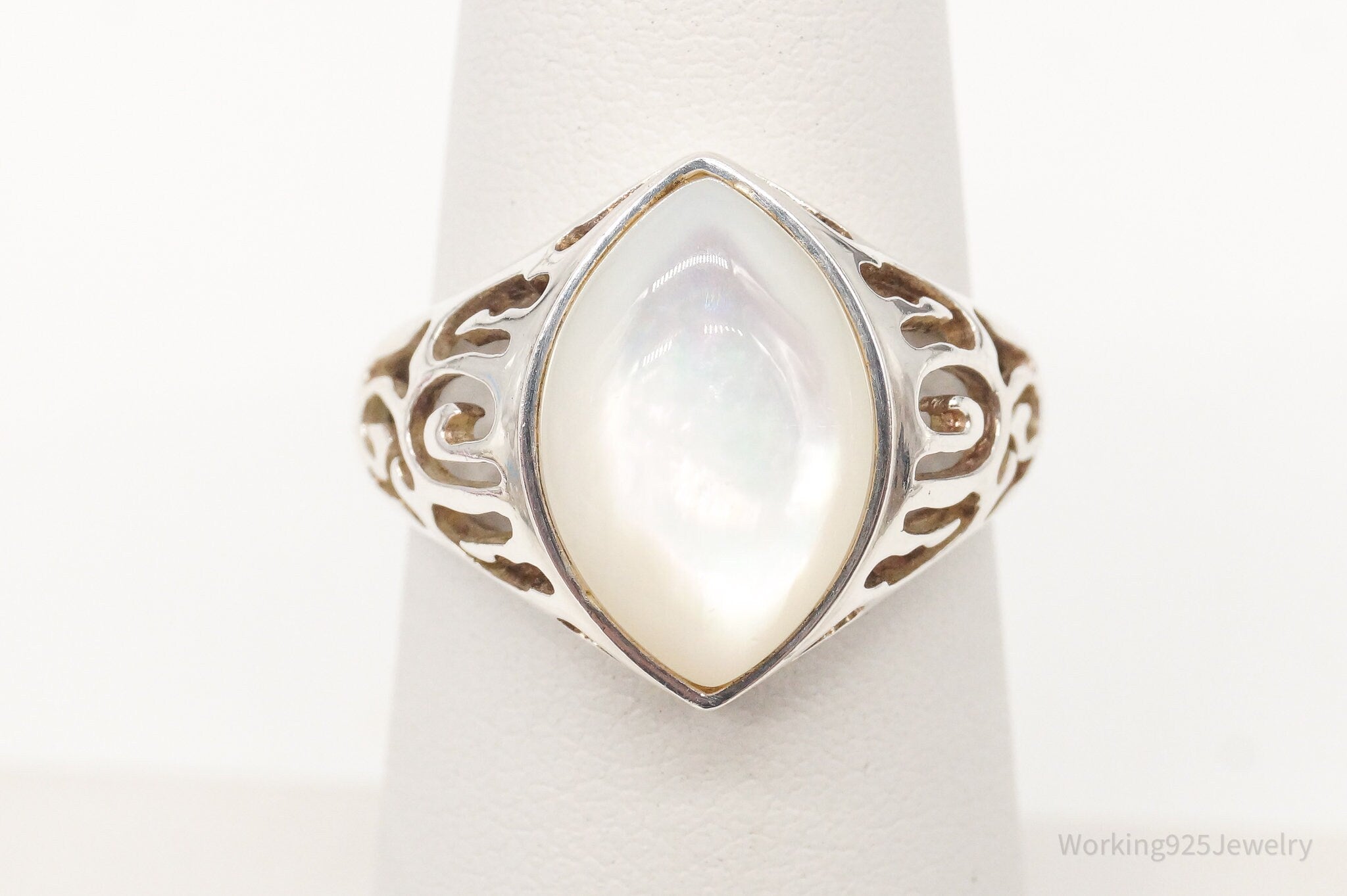 Vintage Mother Of Pearl Sterling Silver Ring - SZ 5.75