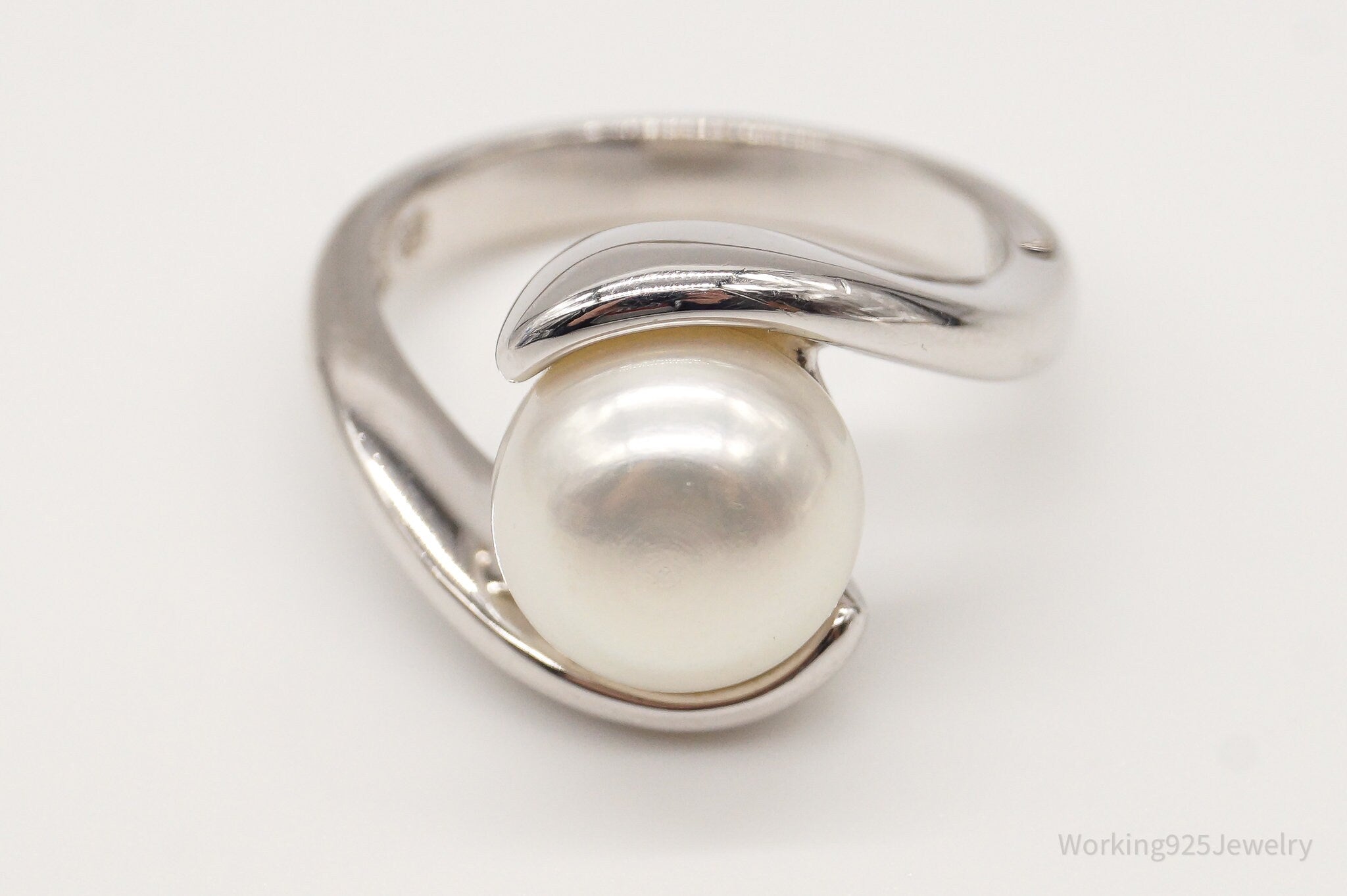 Vintage Pearl Sterling Silver Ring - Size 6.25