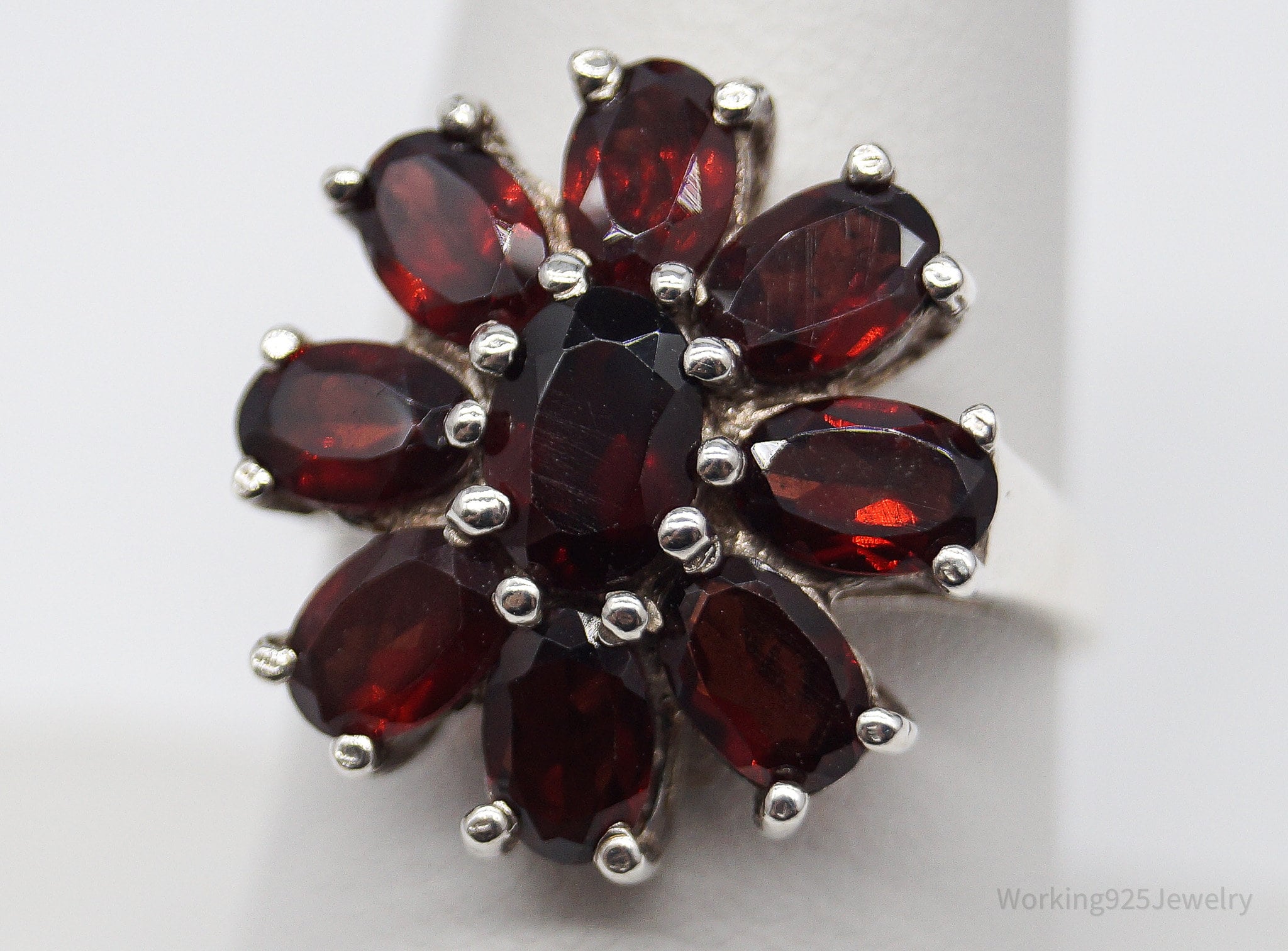 Vintage Garnet Flower Sterling Silver Ring - Size 8.25