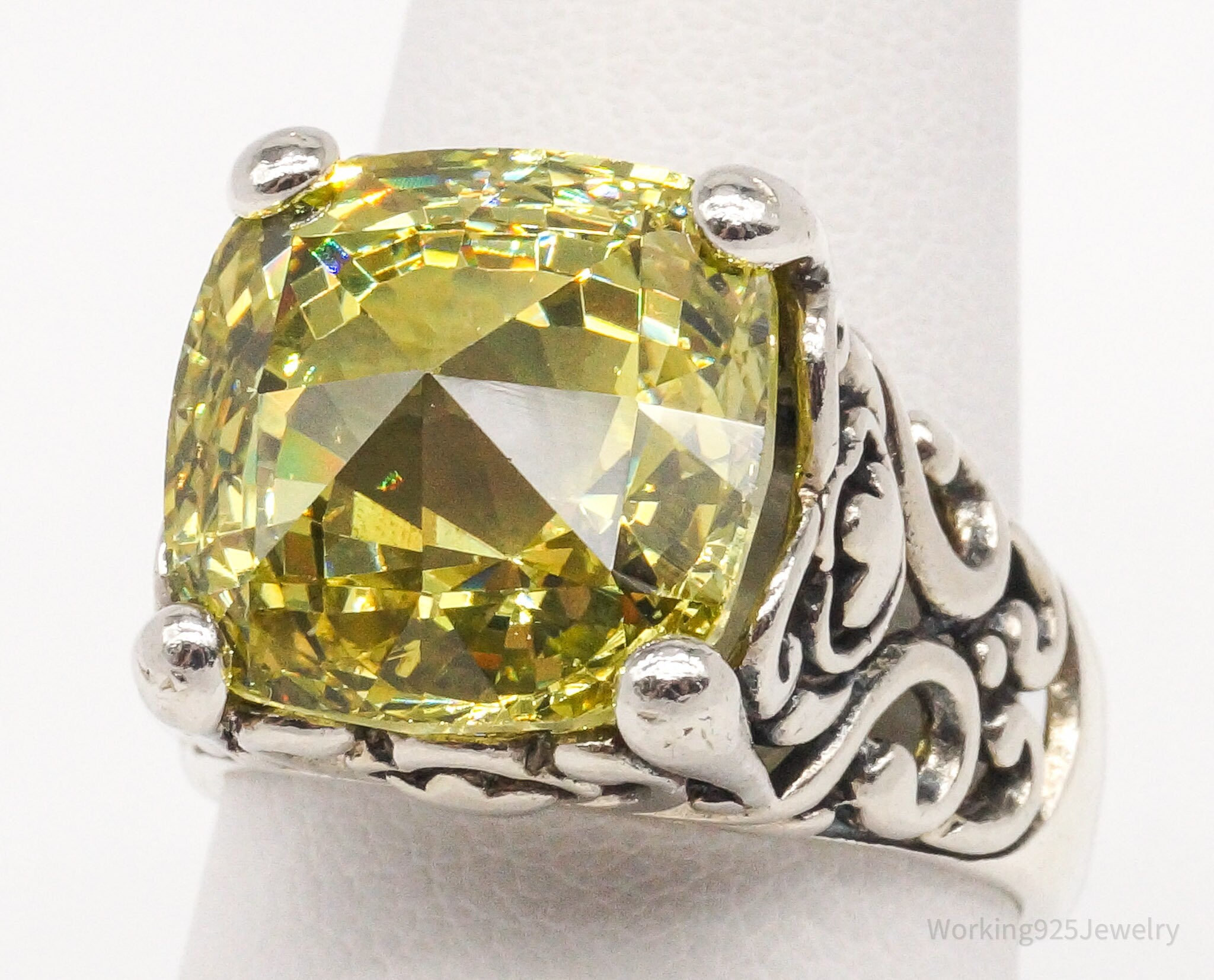 Vintage Large Yellow Cubic Zirconia Sterling Silver Ring - Size 8