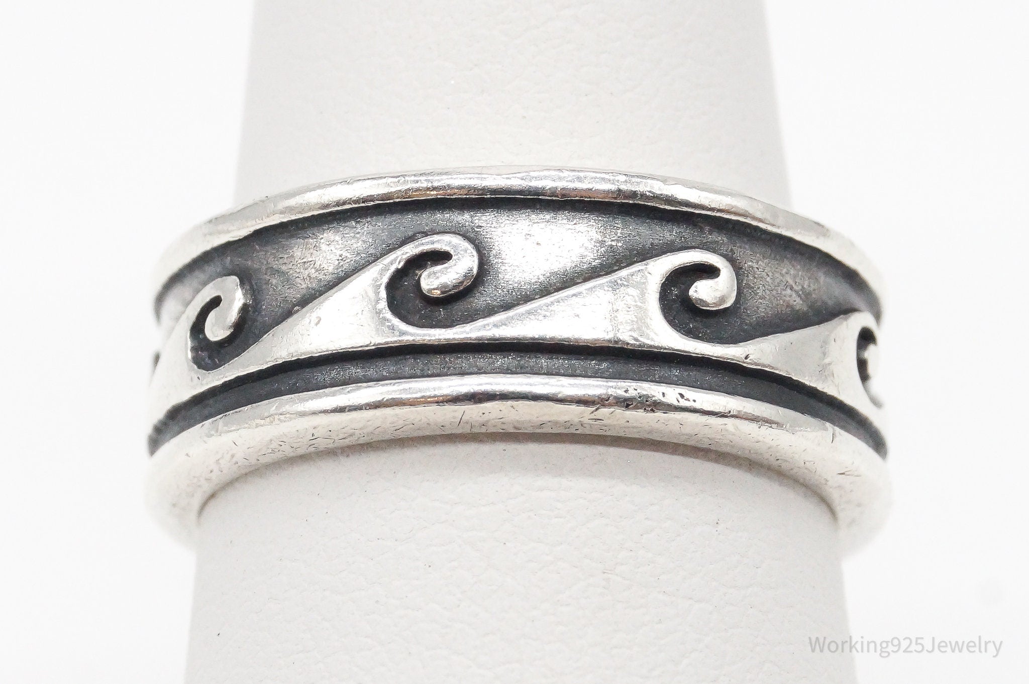 Vintage Waves Sterling Silver Band Ring - Size 6.75