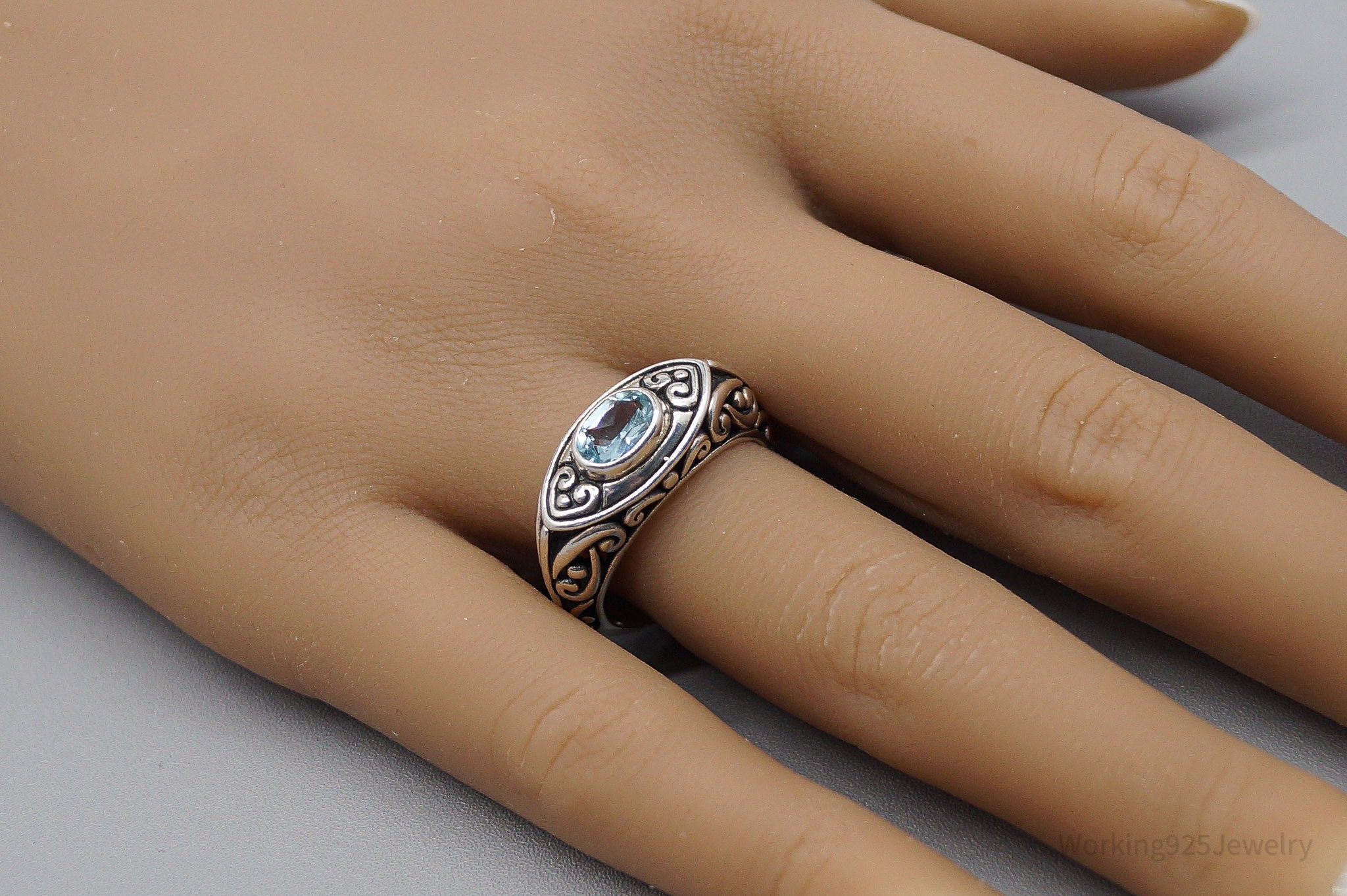 Vintage Blue Topaz Sterling Silver Ring - Size 7.75