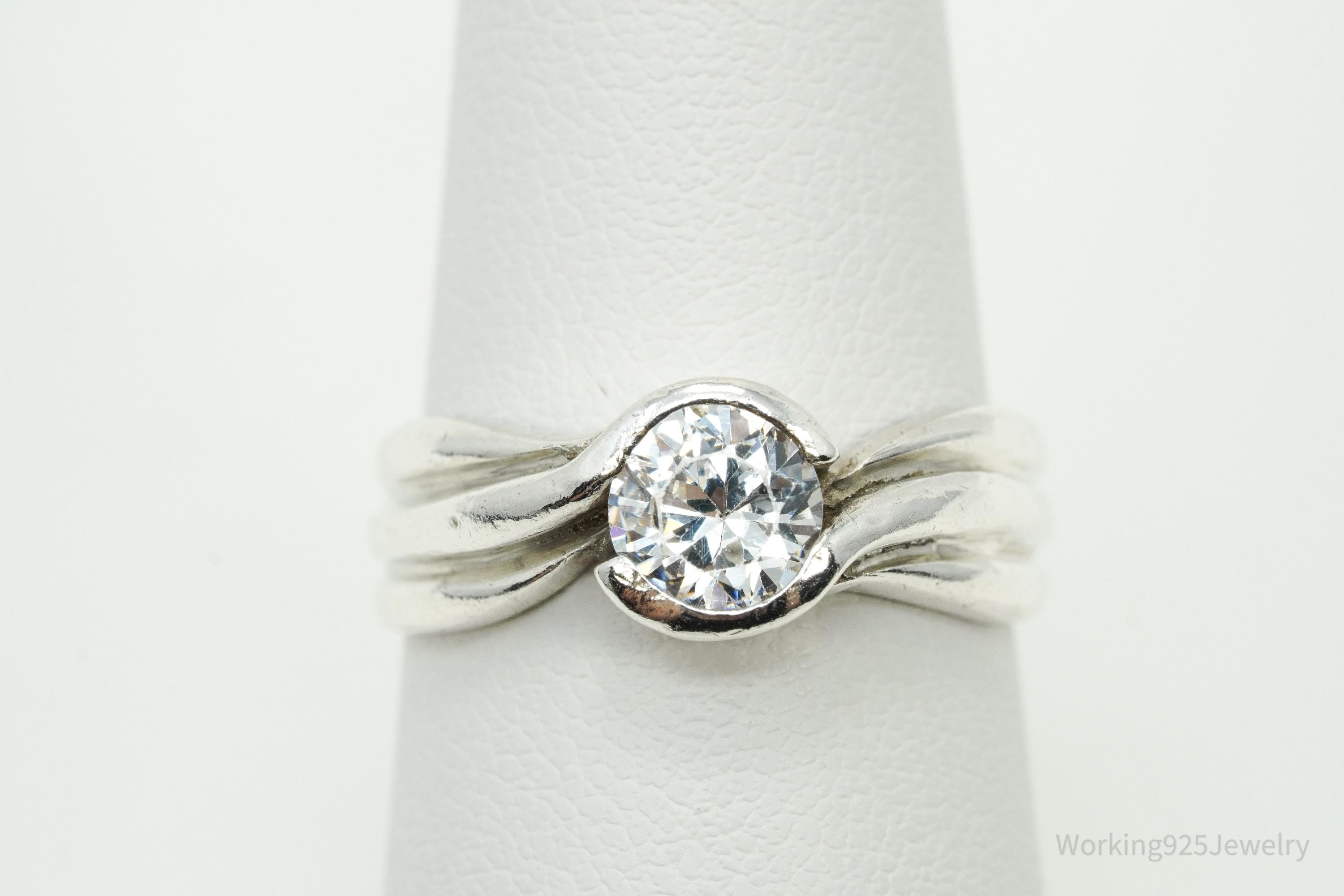 Vintage Cubic Zirconia Sterling Silver Ring - Size 7