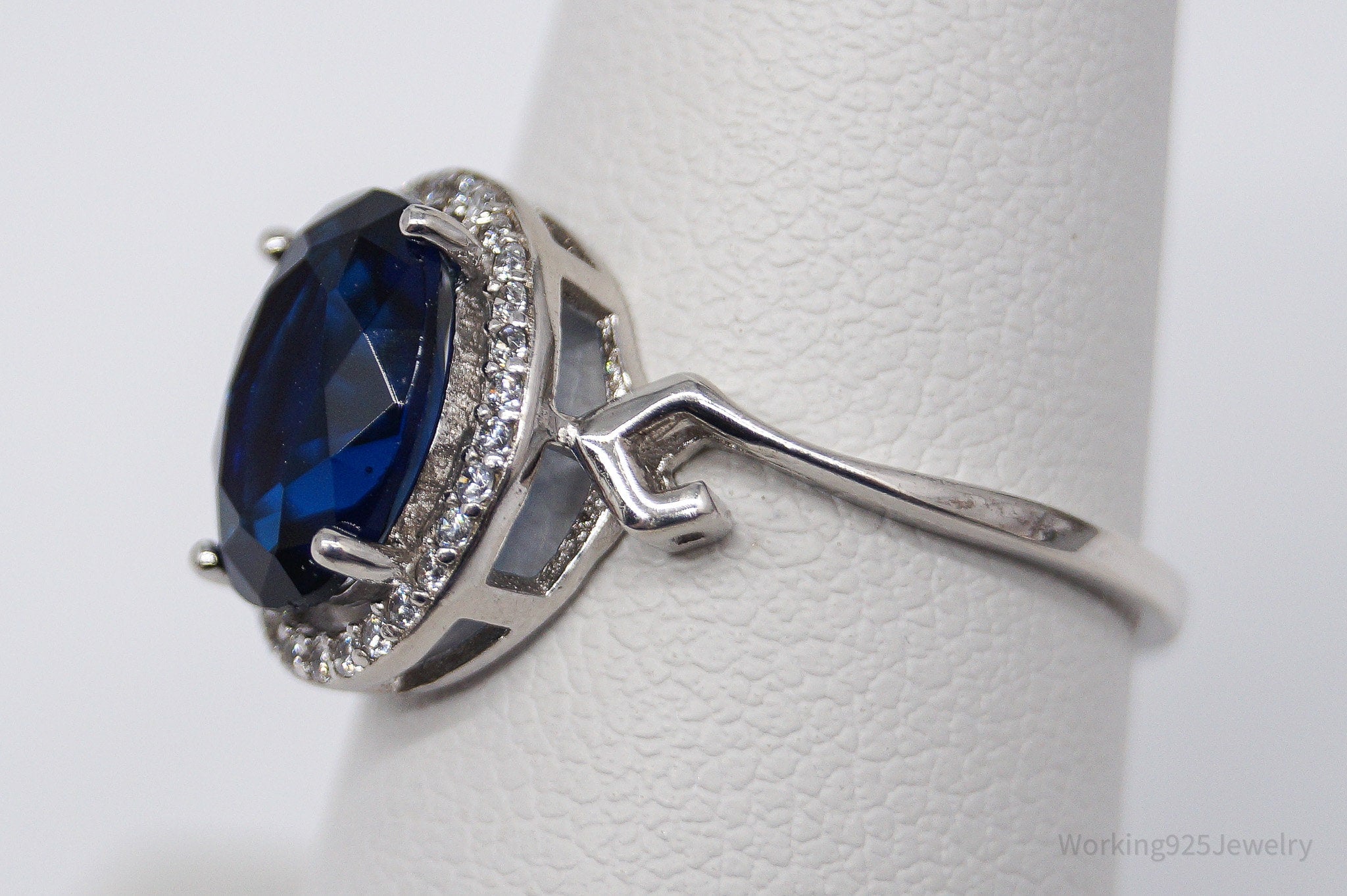 Vintage Lab Sapphire Cubic Zirconia Sterling Silver Ring - Size 7