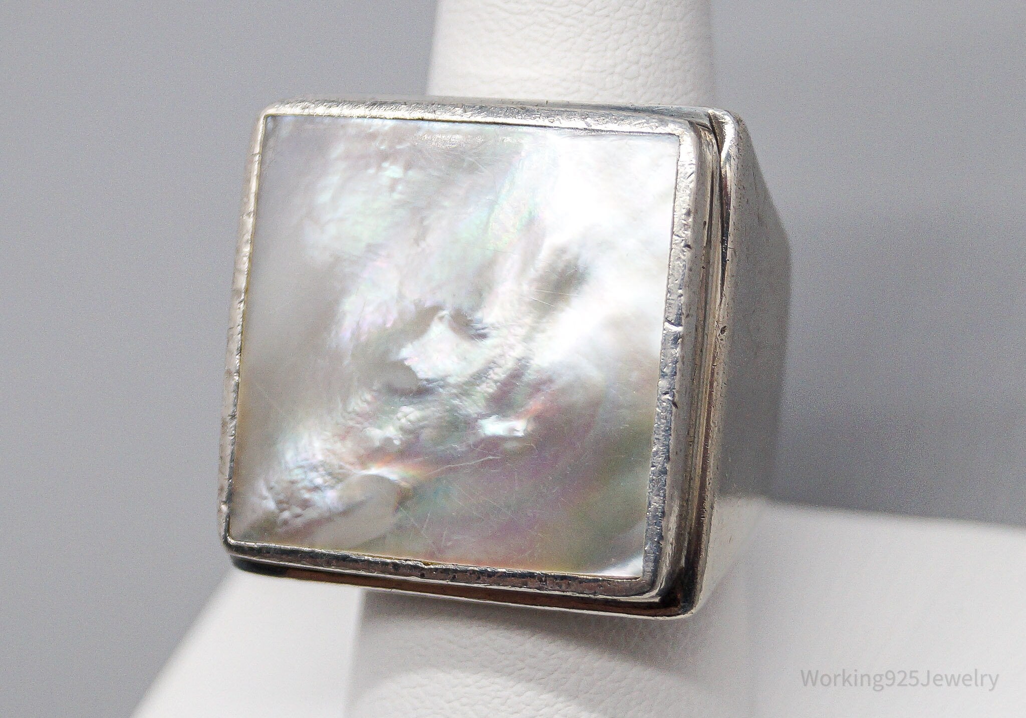 VTG Claudia Agudelo EXEX Collection Mother Of Pearl Sterling Silver Ring SZ 8.5