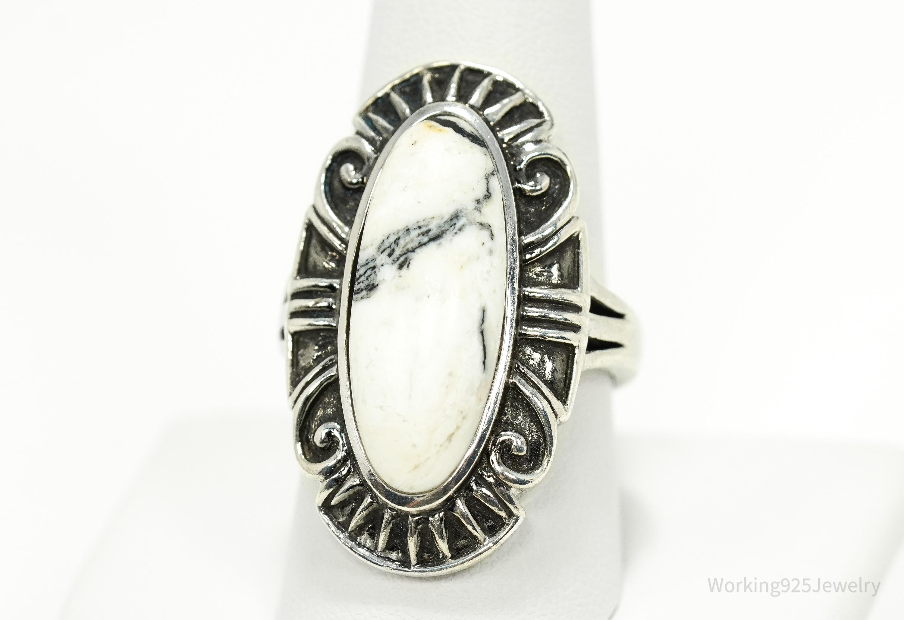 Vintage White Howlite Sterling Silver Ring - Size 9.25