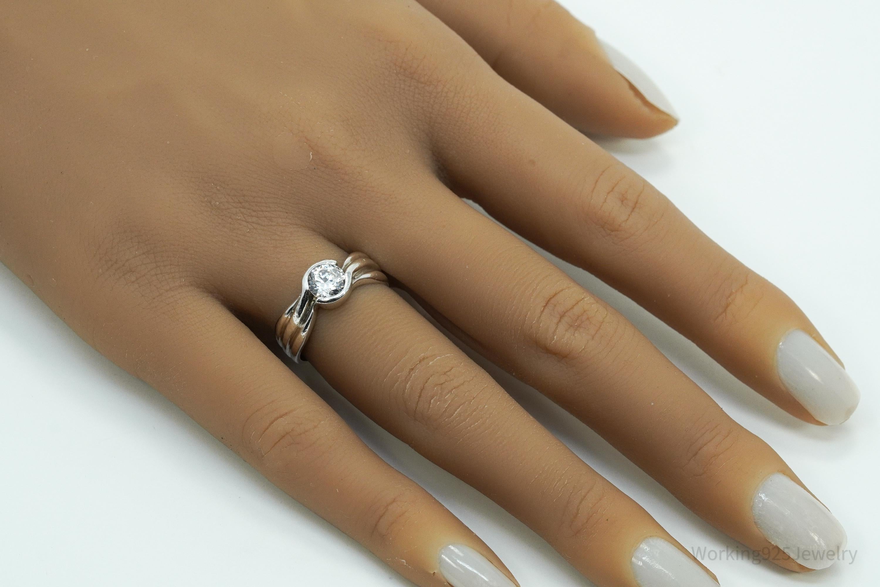 Vintage Cubic Zirconia Sterling Silver Ring - Size 7