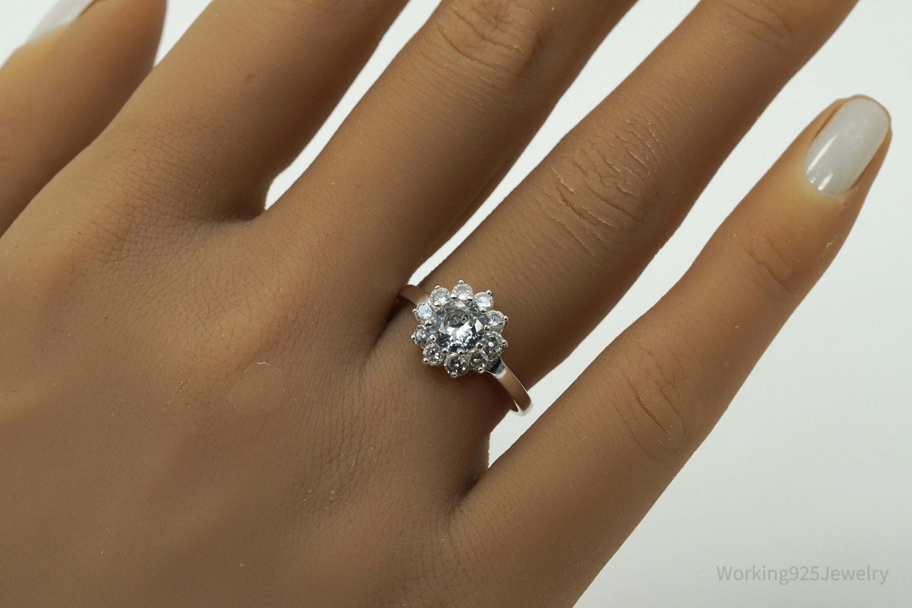 Designer Ste Bee Cubic Zirconia Flower Sterling Silver Ring Size 7.75