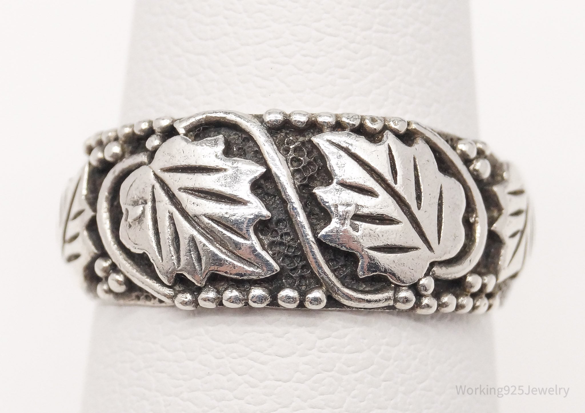 Vintage Leaves Sterling Silver Band Ring - Size 6.5