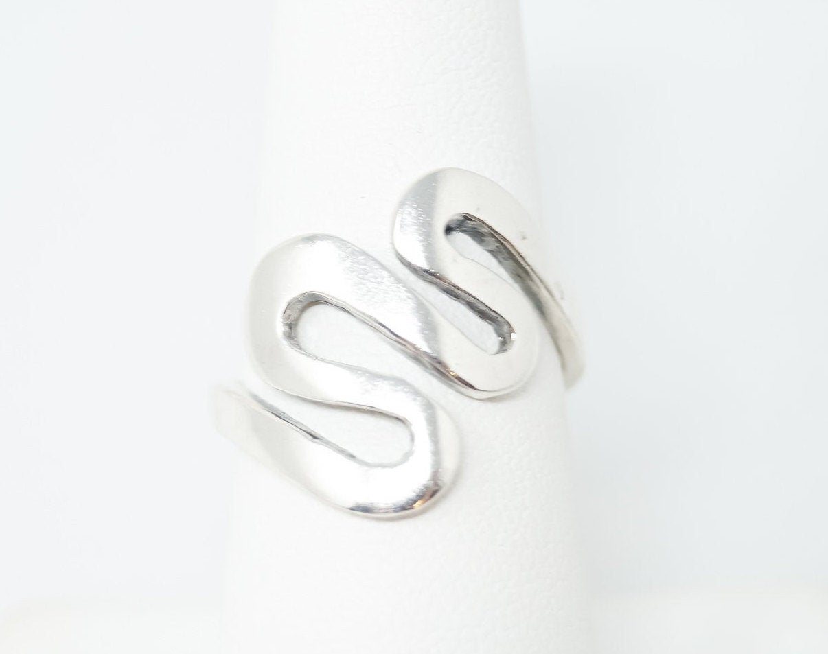 Vintage Modernist Wave Swirl Sterling Silver Ring - Sz 7.75