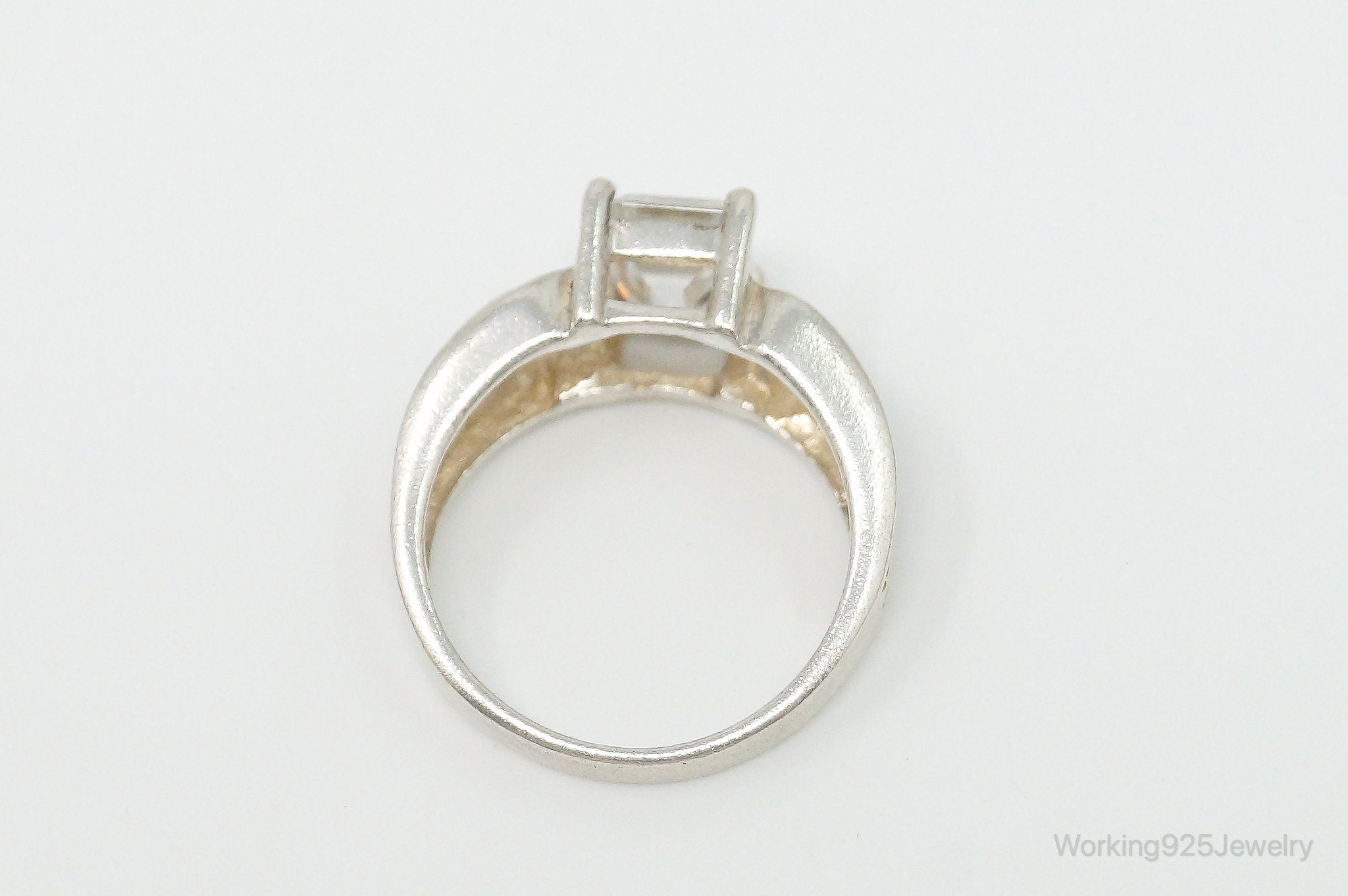 Vintage Cubic Zirconia Sterling Silver Ring - Size 6