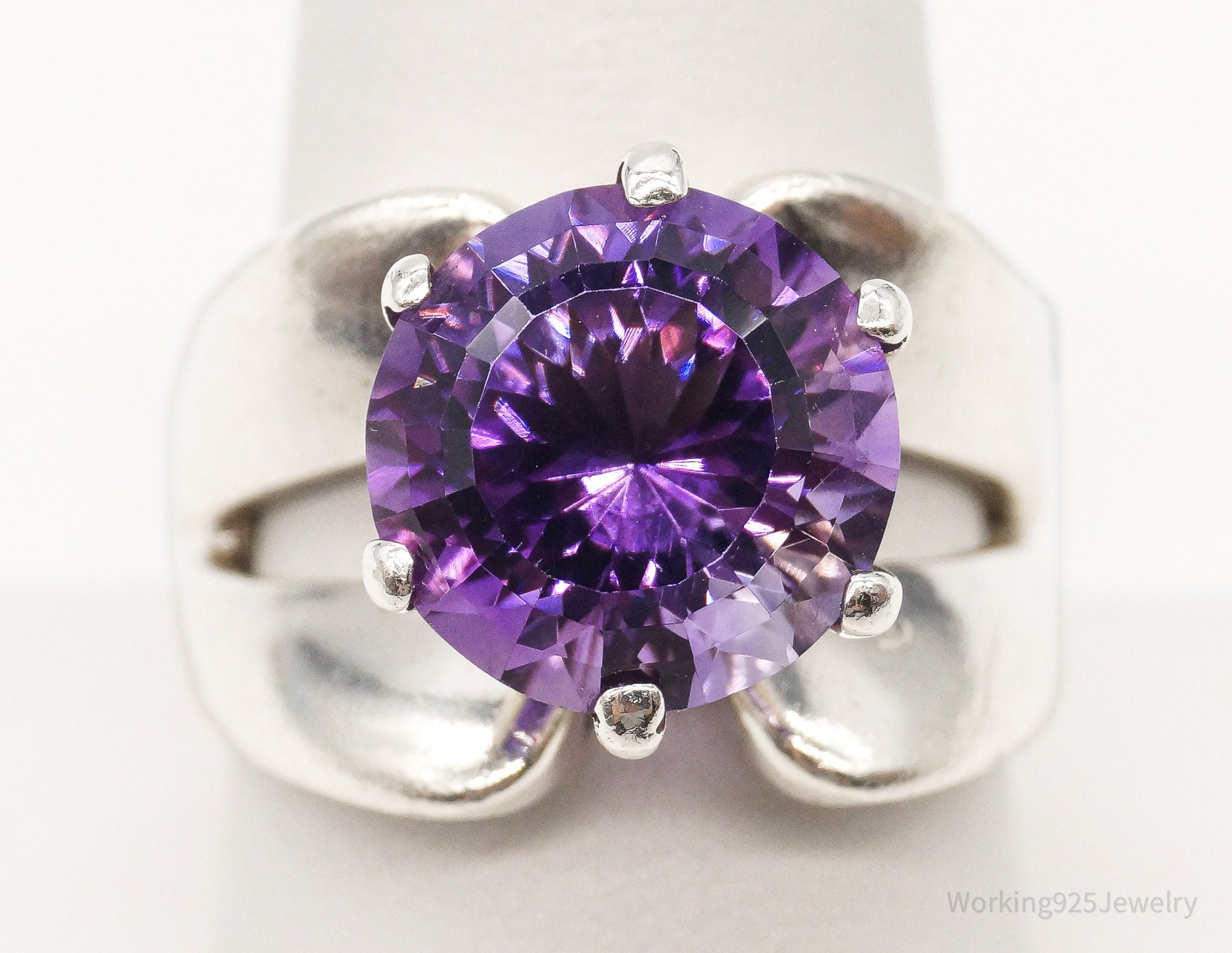 Vintage Large Purple Cubic Zirconia Sterling Silver Ring - Size 9