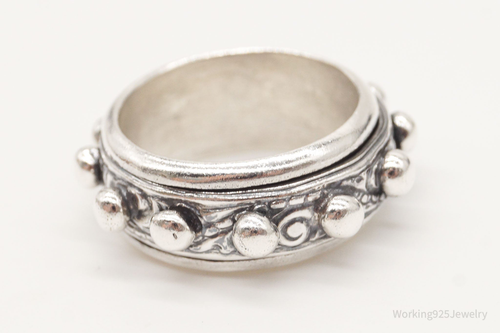 Vintage Cross Sterling Silver Spinner Ring - Size 5.5