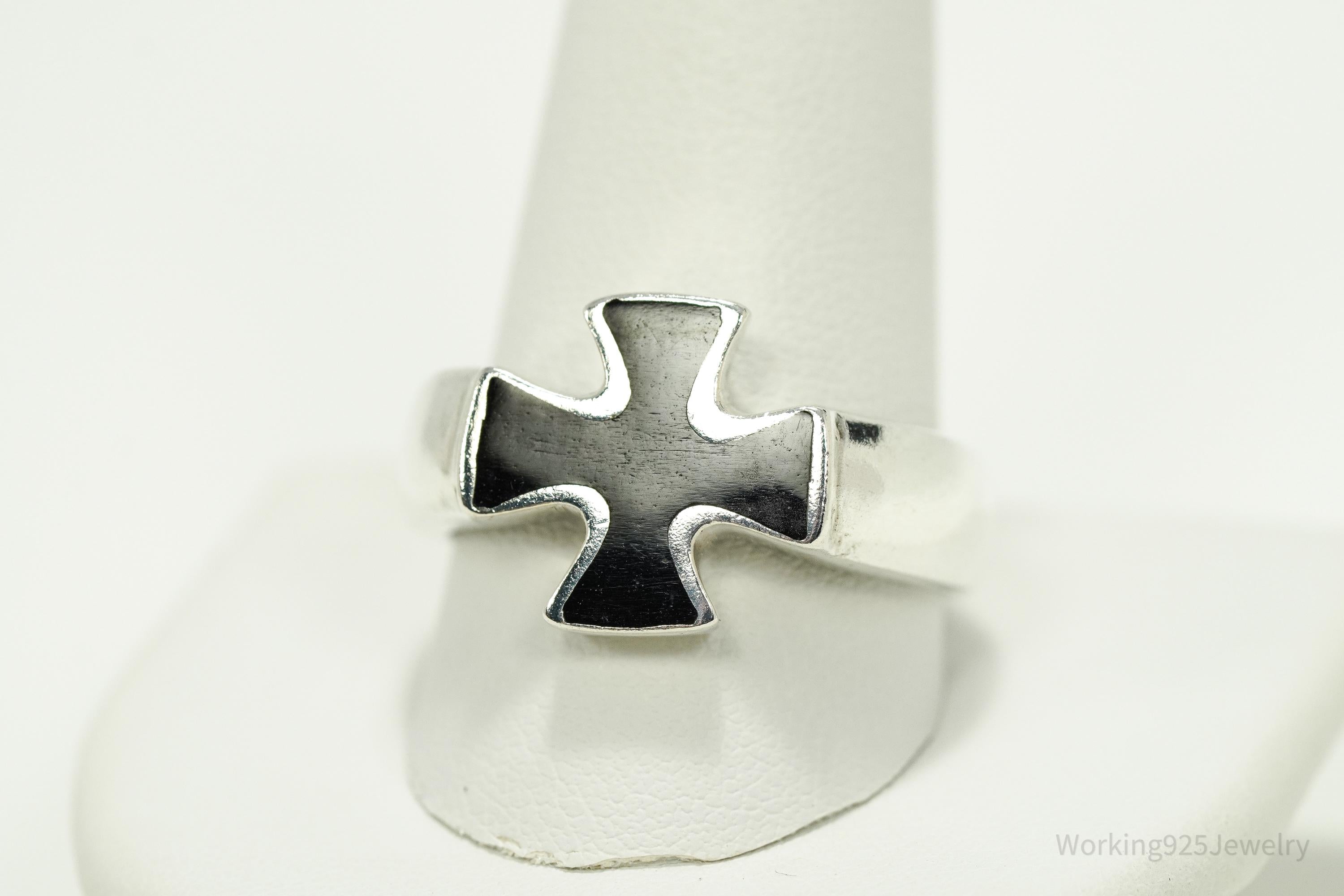 Vintage Black Inlay Iron Cross Sterling Silver Band Ring - Size 11.75