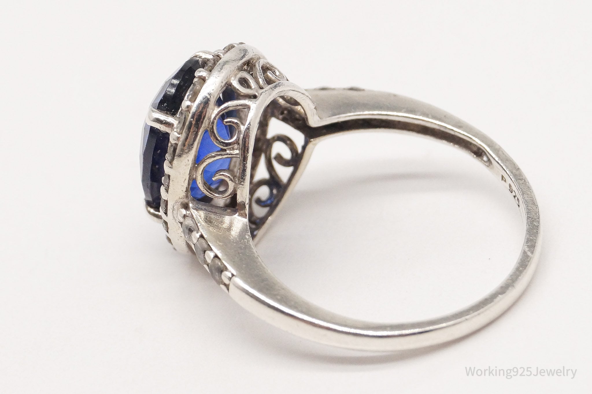 Vintage Blue & White Lab Sapphire Sterling Silver Ring - Size 7.5