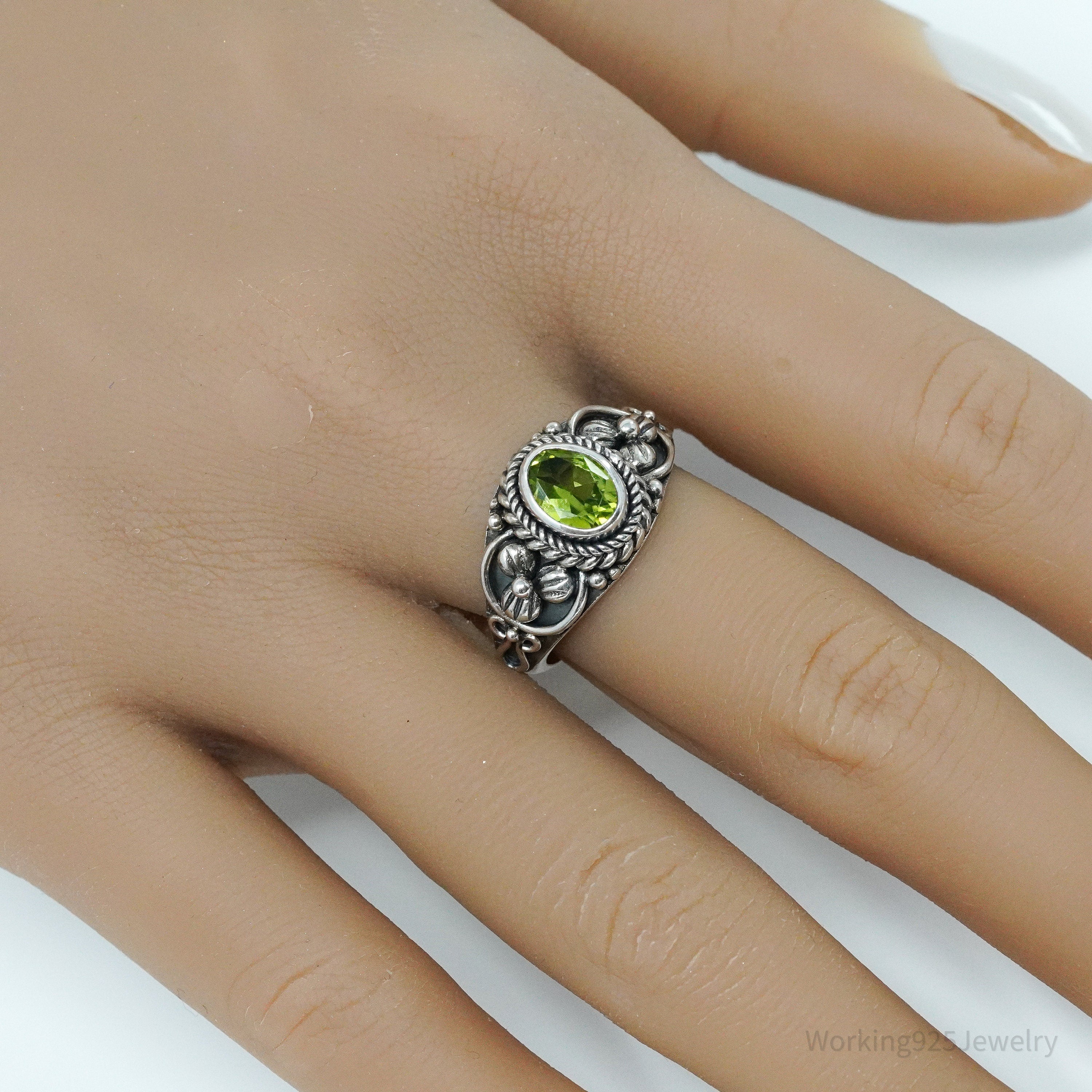 Vintage BA Suarti Peridot Sterling Silver Ring - Size 8.25