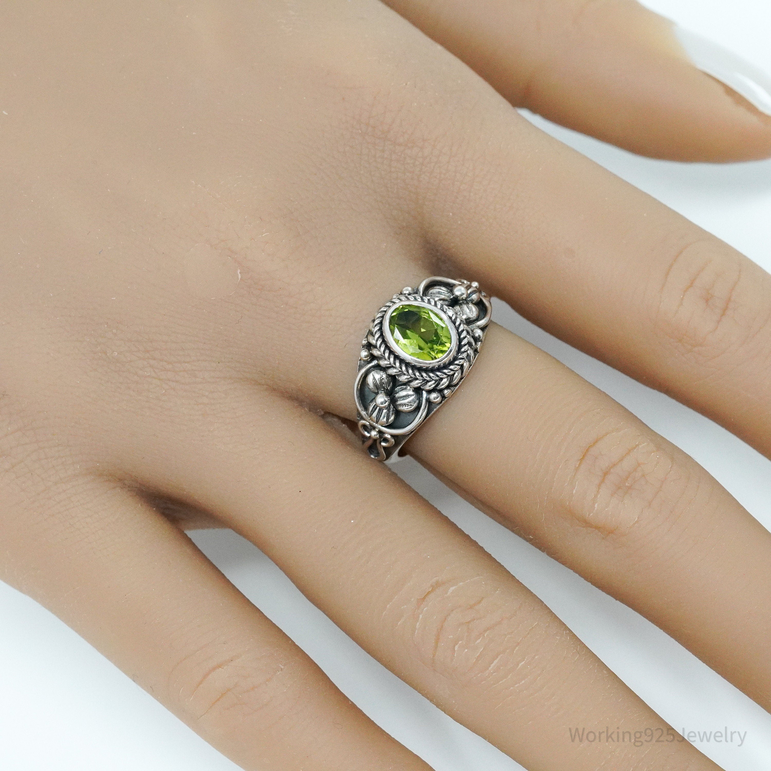 Vintage BA Suarti Peridot Sterling Silver Ring - Size 8.25