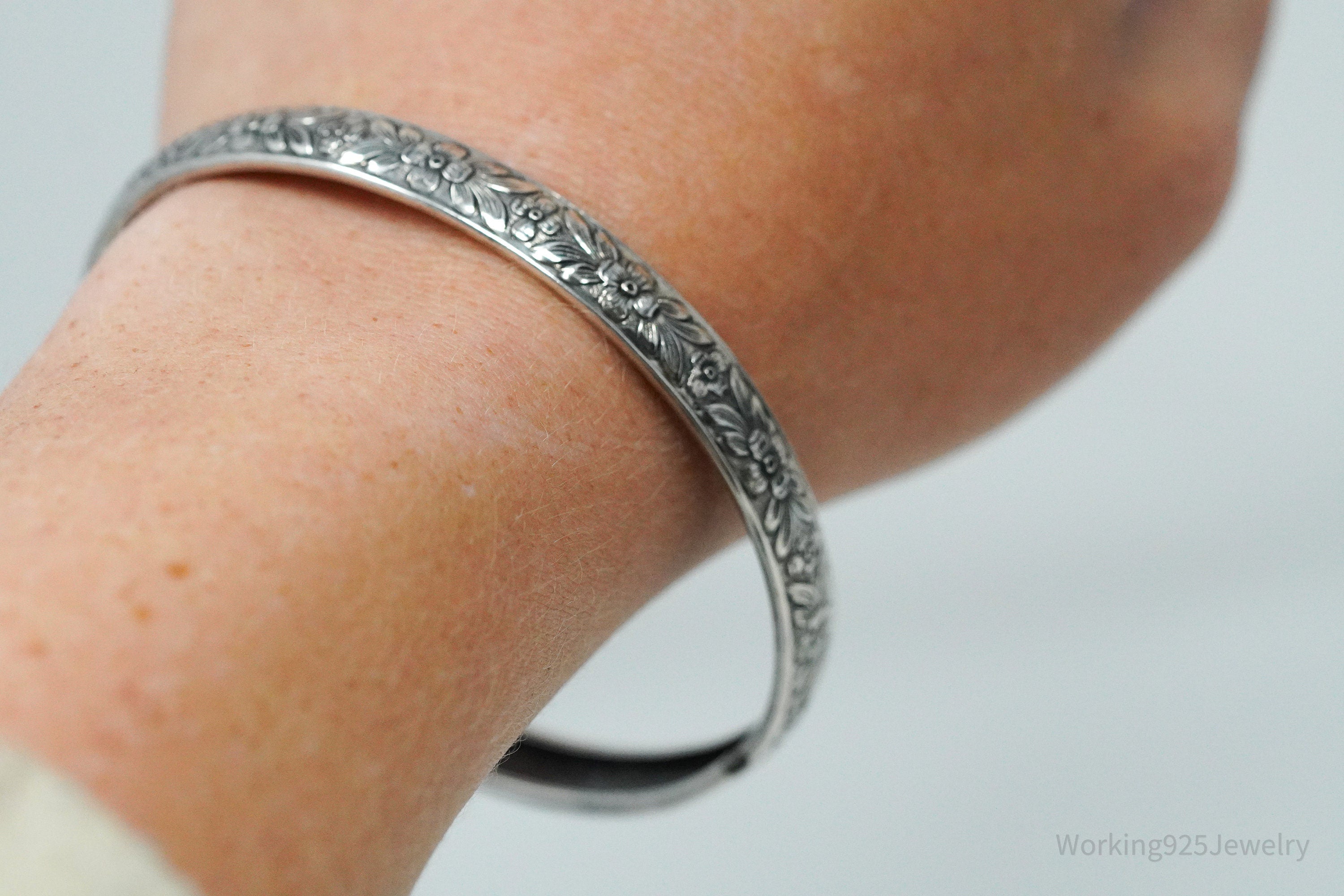 Antique Designer Lang Sterling Silver Floral Bangle Bracelet 8"