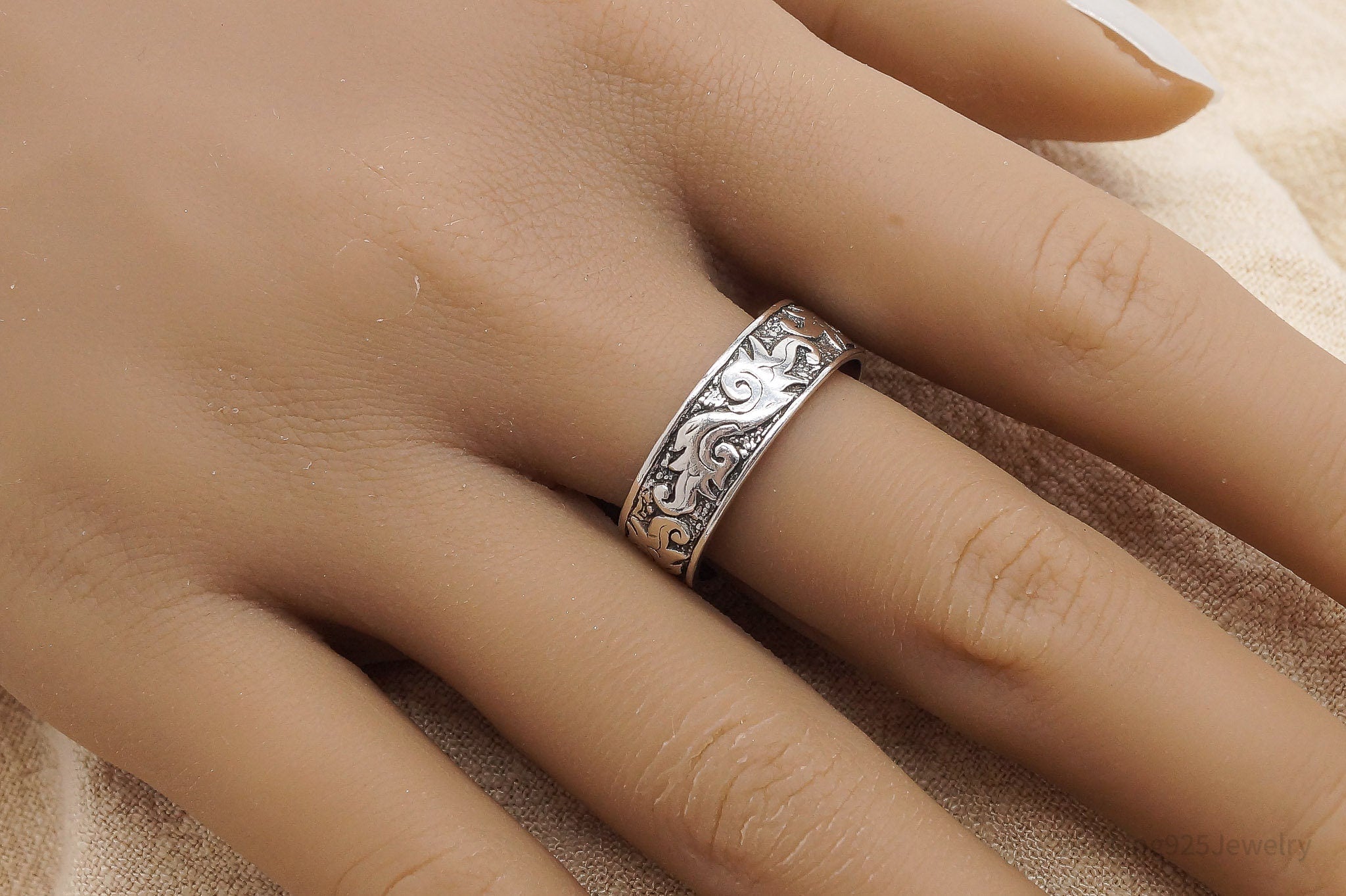 Vintage Scroll Style Sterling Silver Band Ring - Size 10