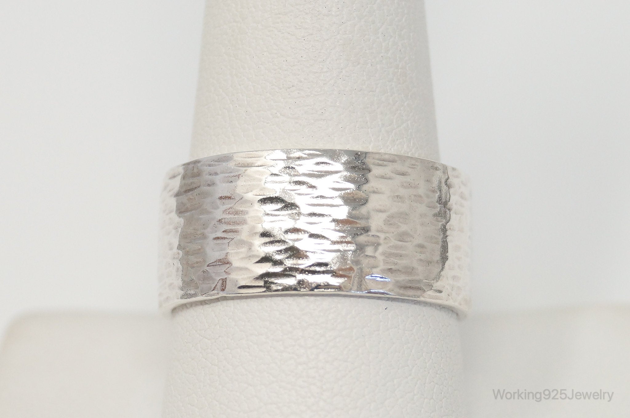 Vintage Modern Hammered Style Sterling Silver Band Ring - Size 8.25