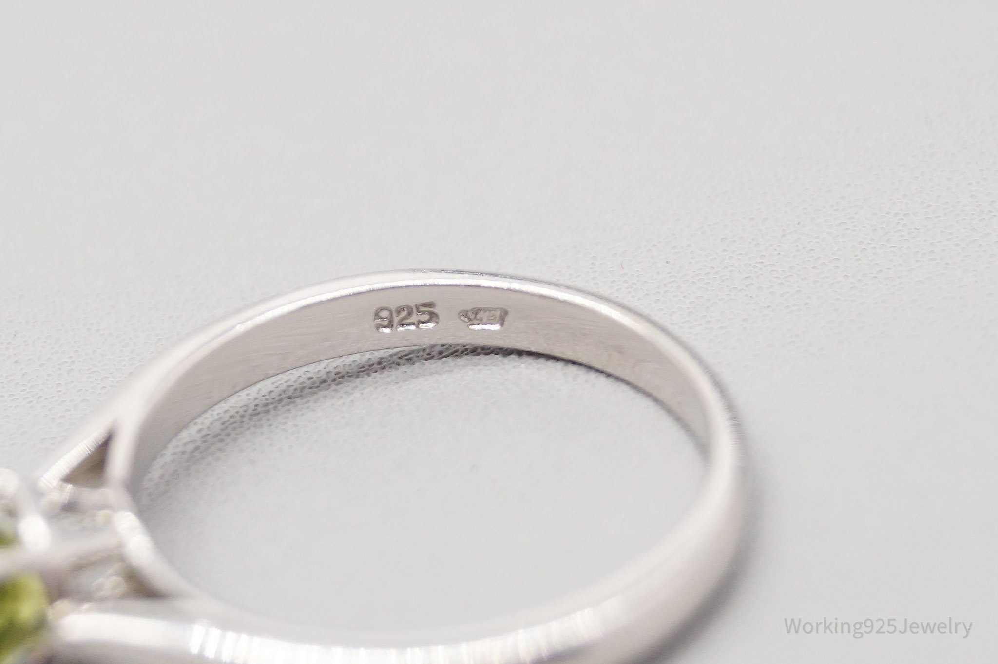 Vintage Peridot Sterling Silver Ring - Size 6.75