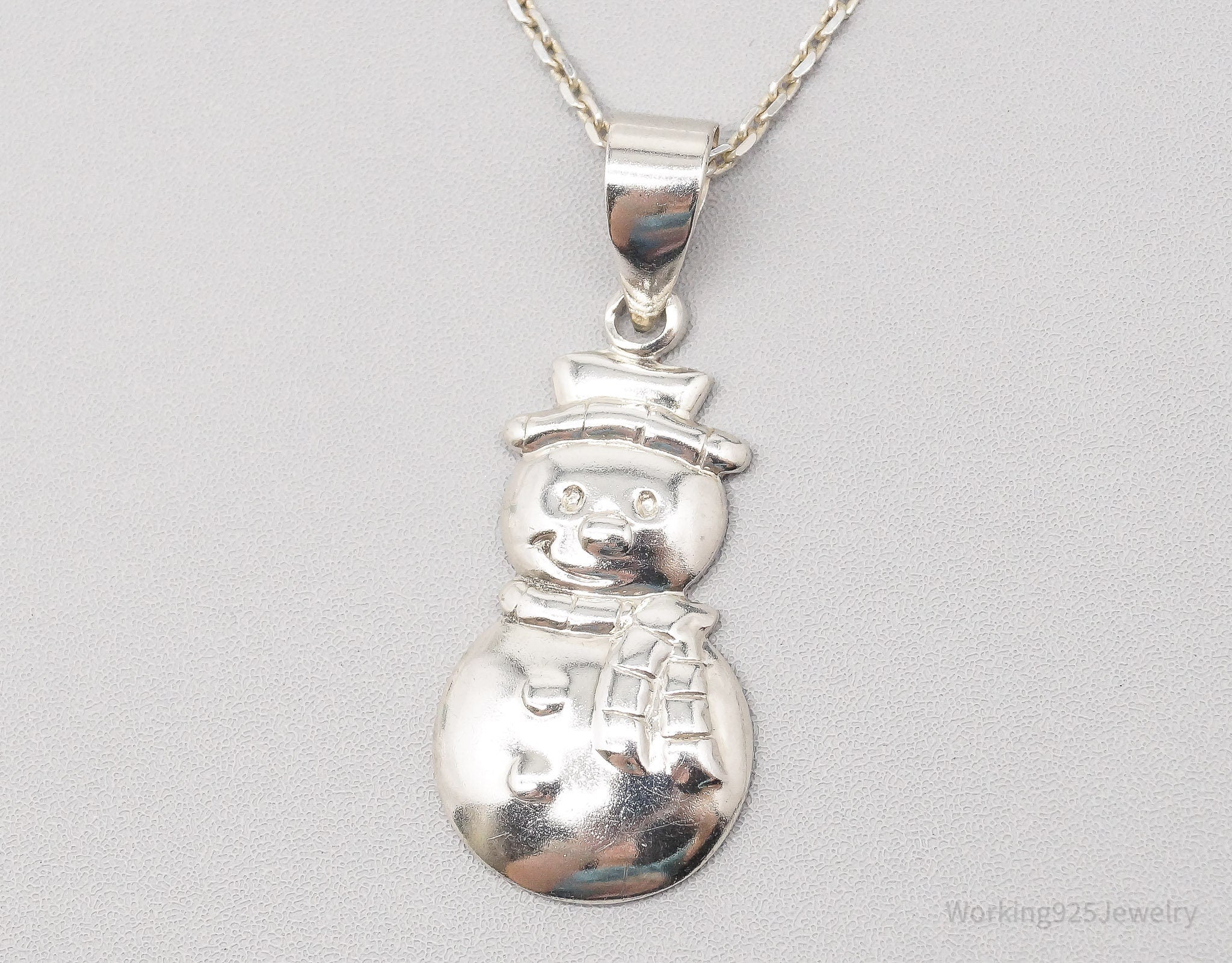 Vintage Frosty The Snowman Sterling Silver Necklace 16"