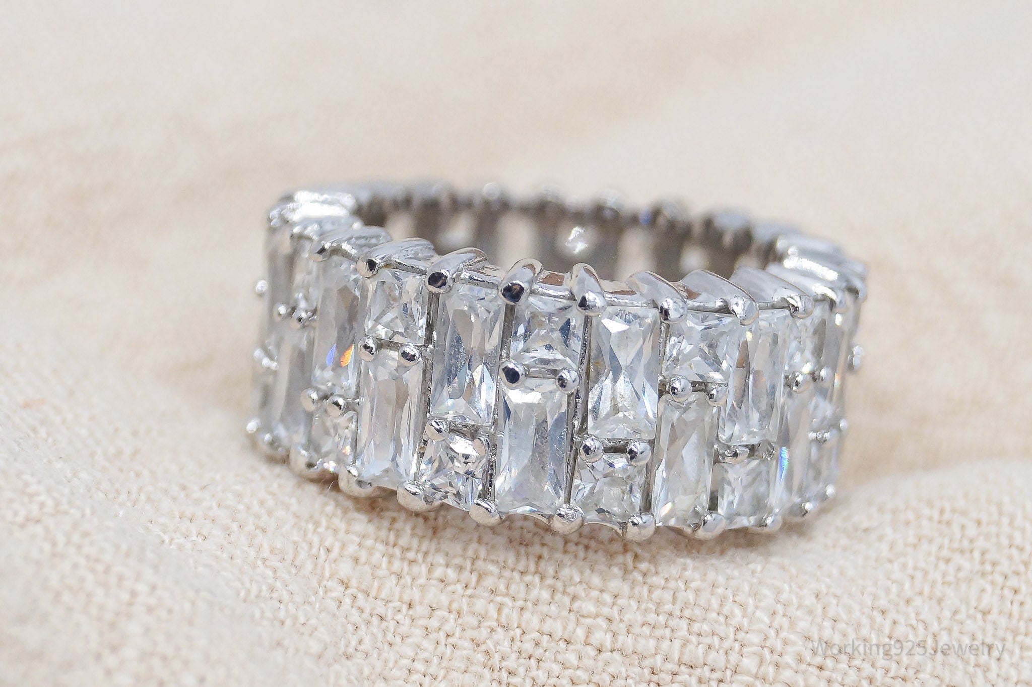 Vintage Cubic Zirconia Sterling Silver Band Ring - Size 6.25