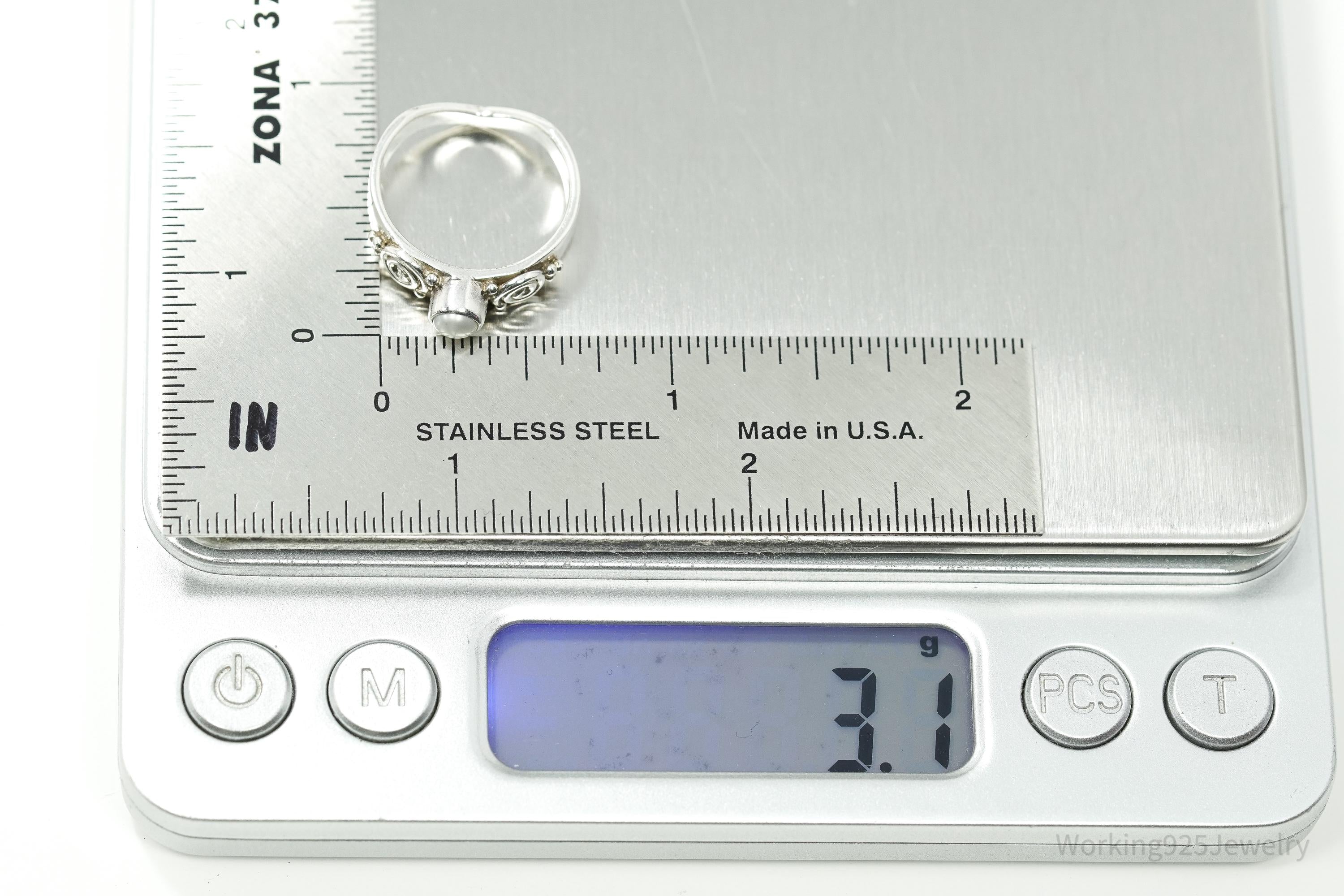 Vintage White Pearl Silver Ring - Size 6