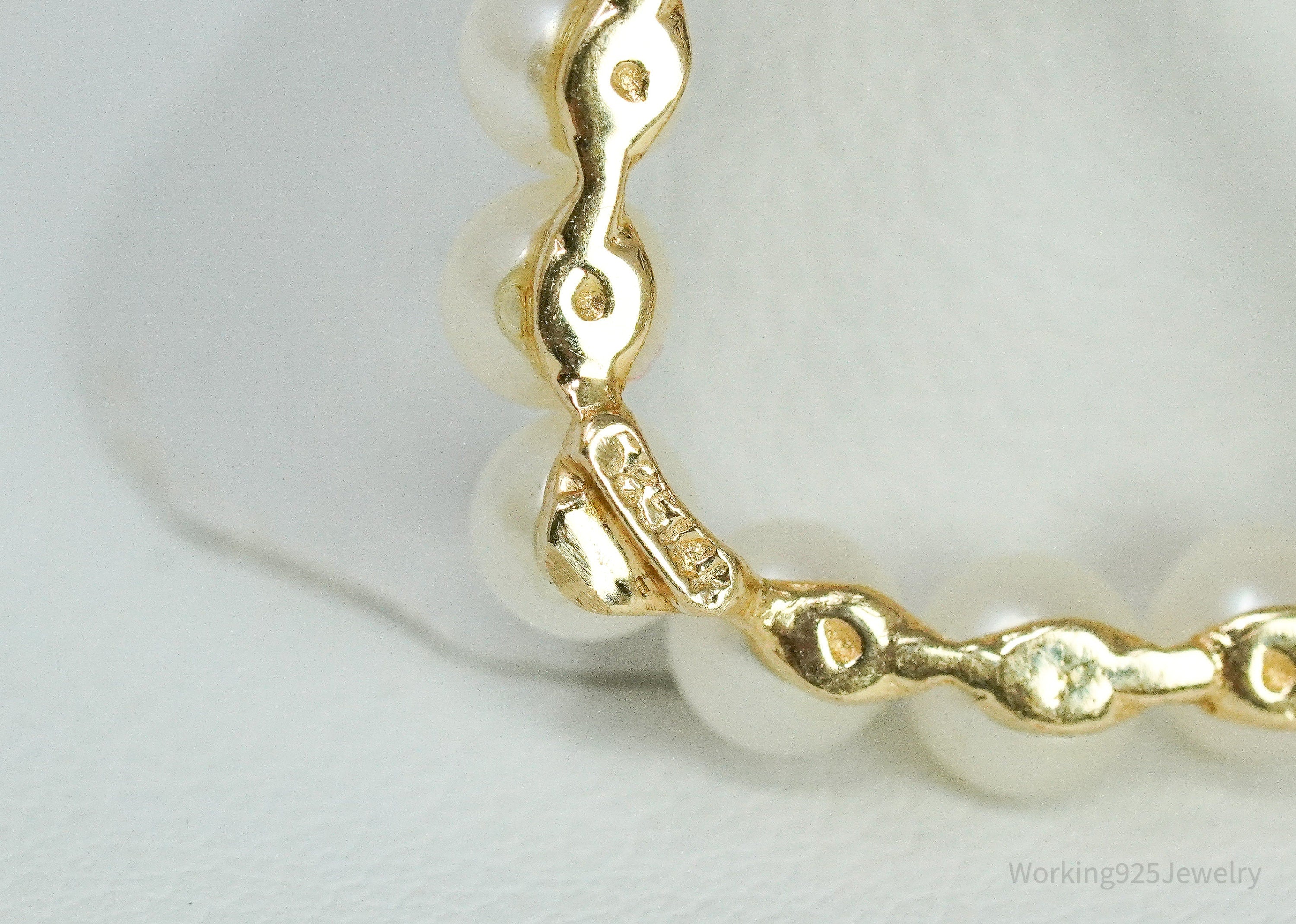 14K Yellow Gold & Saltwater Pearl Heart Brooch Pin