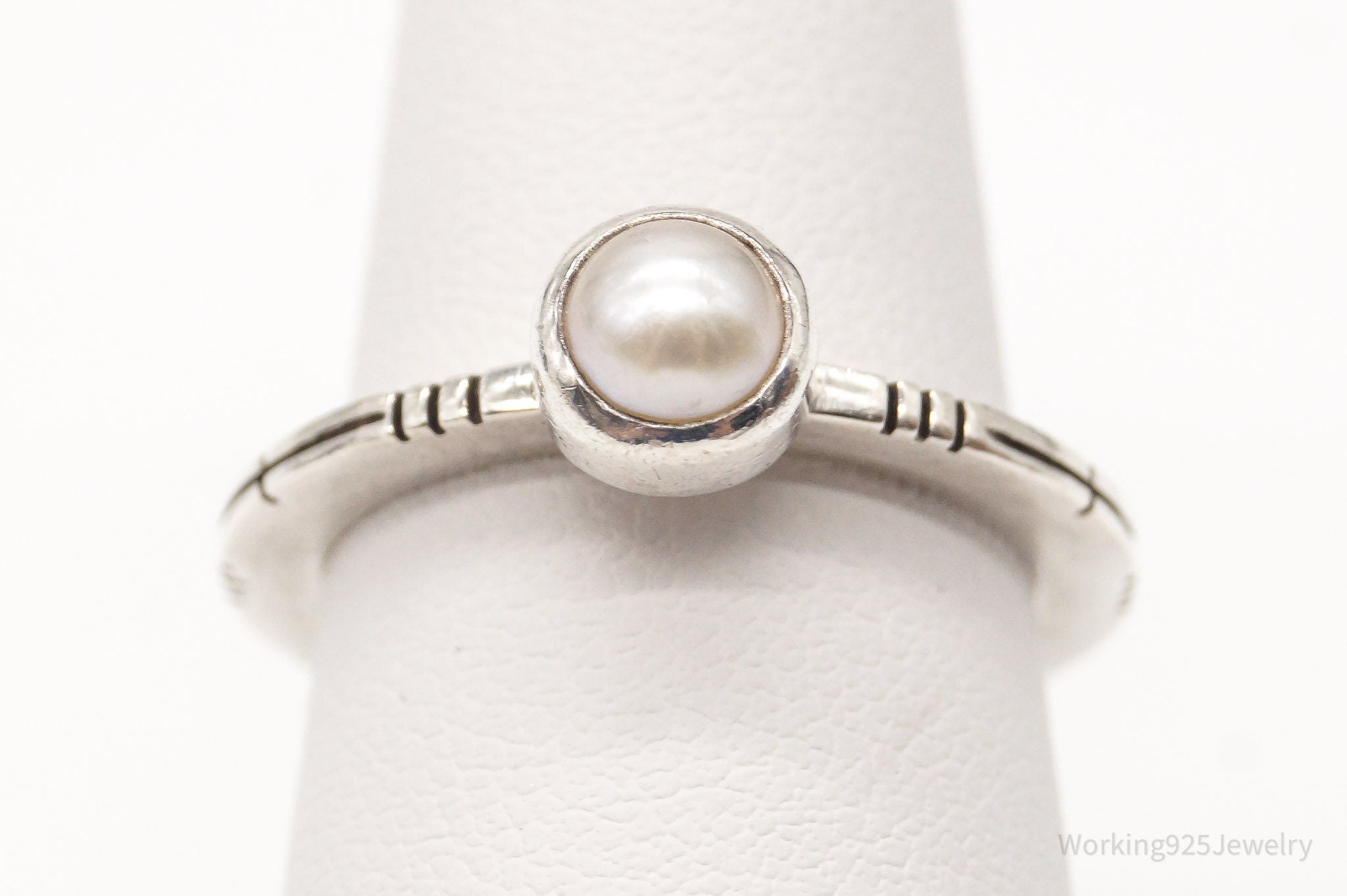 Vintage Pearl Silver Ring - Size 6.75