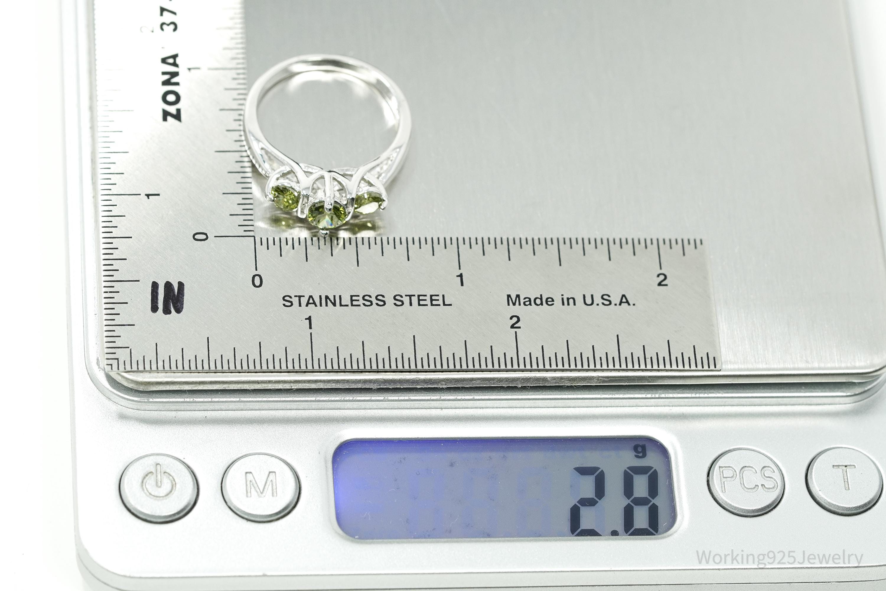 Green Peridot Sterling Silver Ring - Size 8