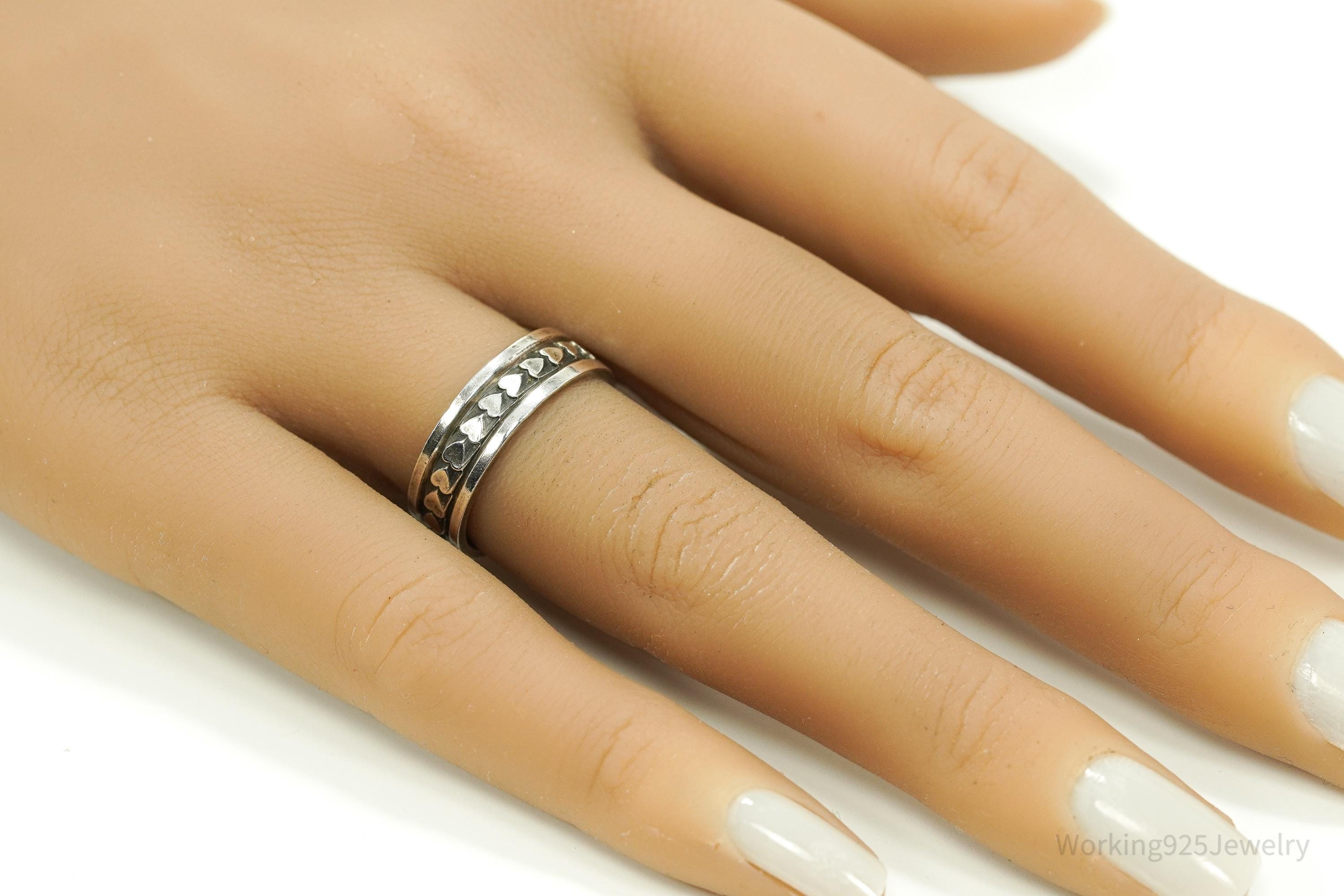 Antique Hearts Pattern Sterling Silver Band Ring - Size 7.5