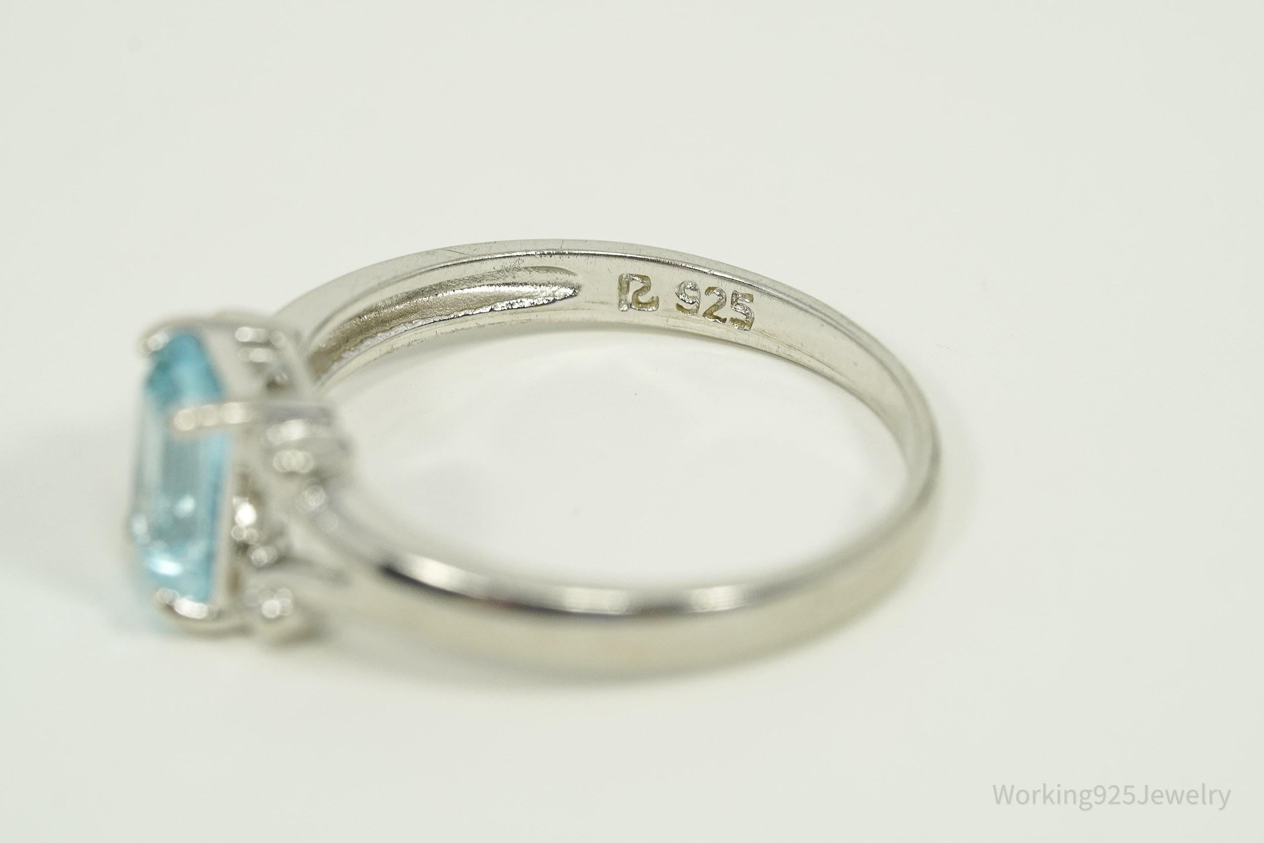 Vintage Ross Simons Blue Topaz Sterling Silver Ring - Size 7